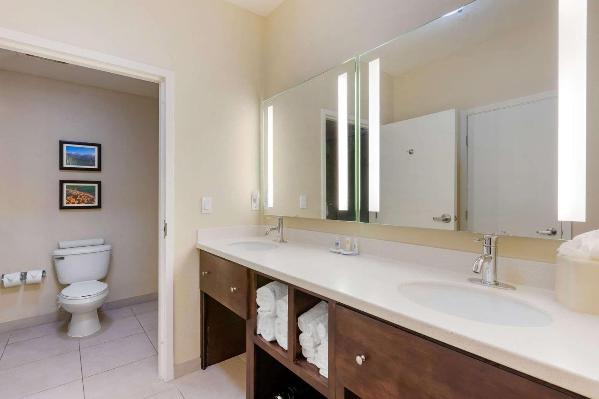 Comfort Inn & Suites Near Ontario Airport gallery photo in Ontario, CA — image 22