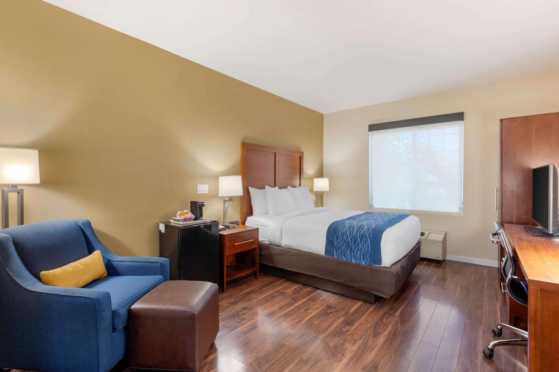 Comfort Inn & Suites Near Ontario Airport gallery photo in Ontario, CA — image 18