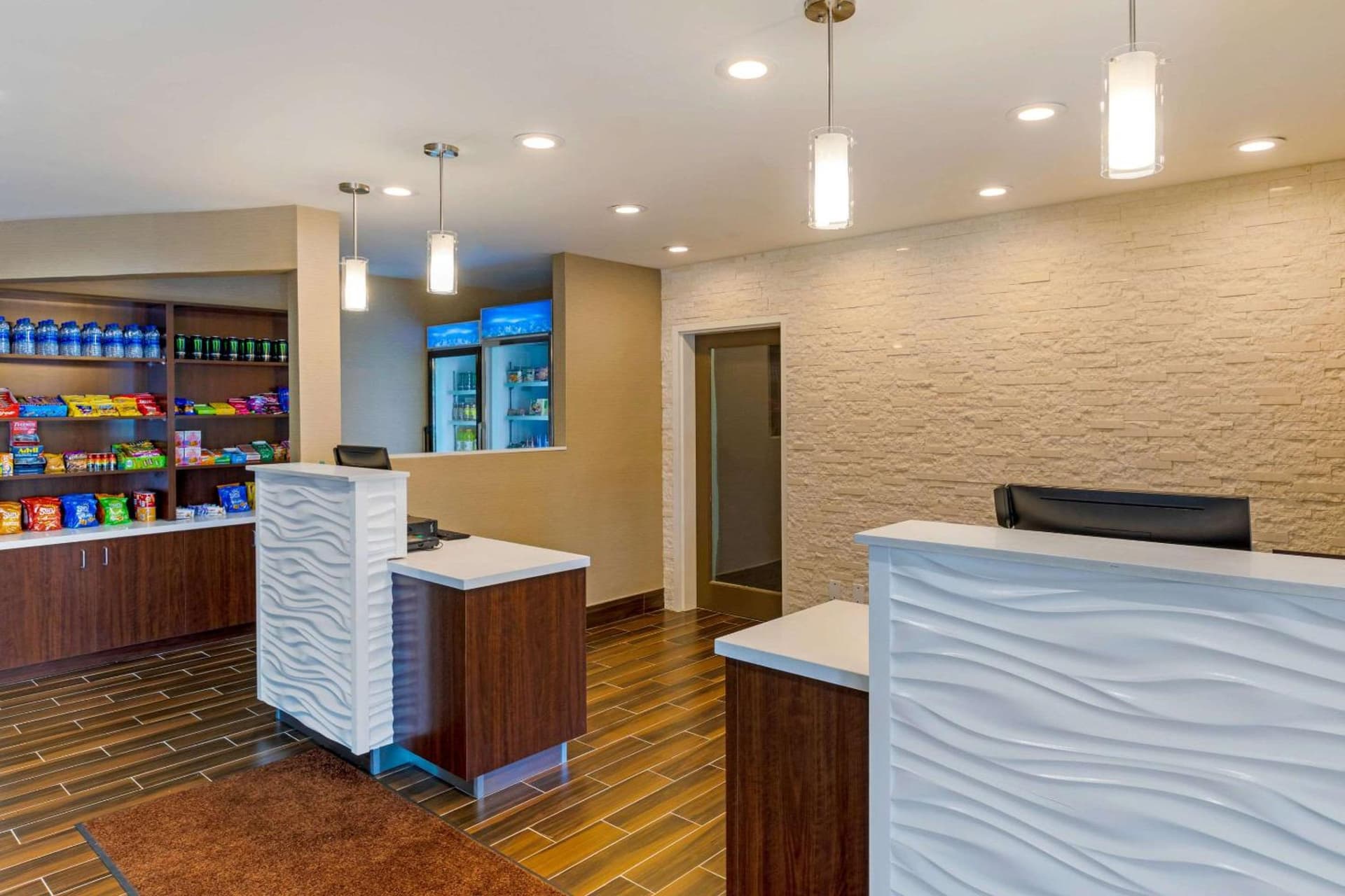 Comfort Inn & Suites Near Ontario Airport gallery photo in Ontario, CA — image 7