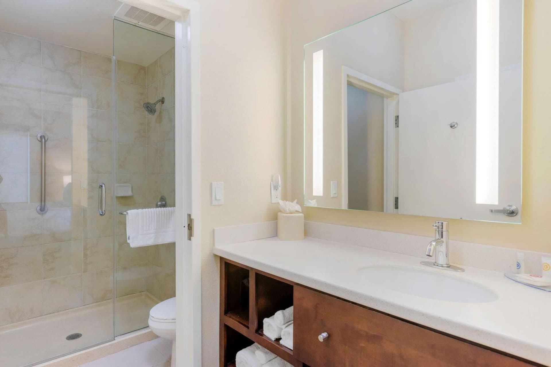 Comfort Inn & Suites Near Ontario Airport gallery photo in Ontario, CA — image 34