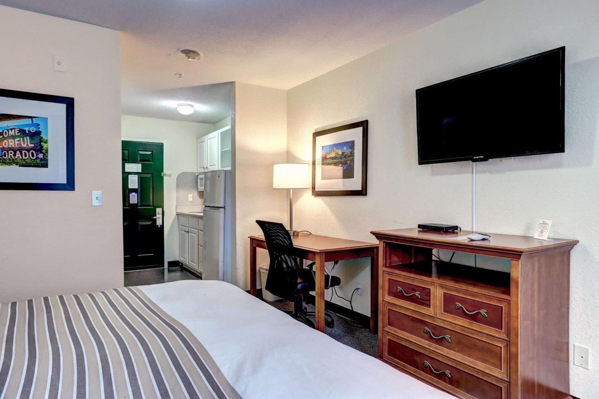 Suburban Studios Westminster Denver North property views in Westminster, CO — gallery photo 3
