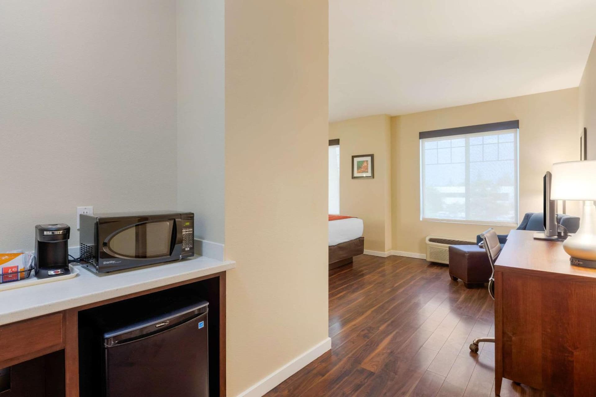 Comfort Inn & Suites Near Ontario Airport gallery photo in Ontario, CA — image 44