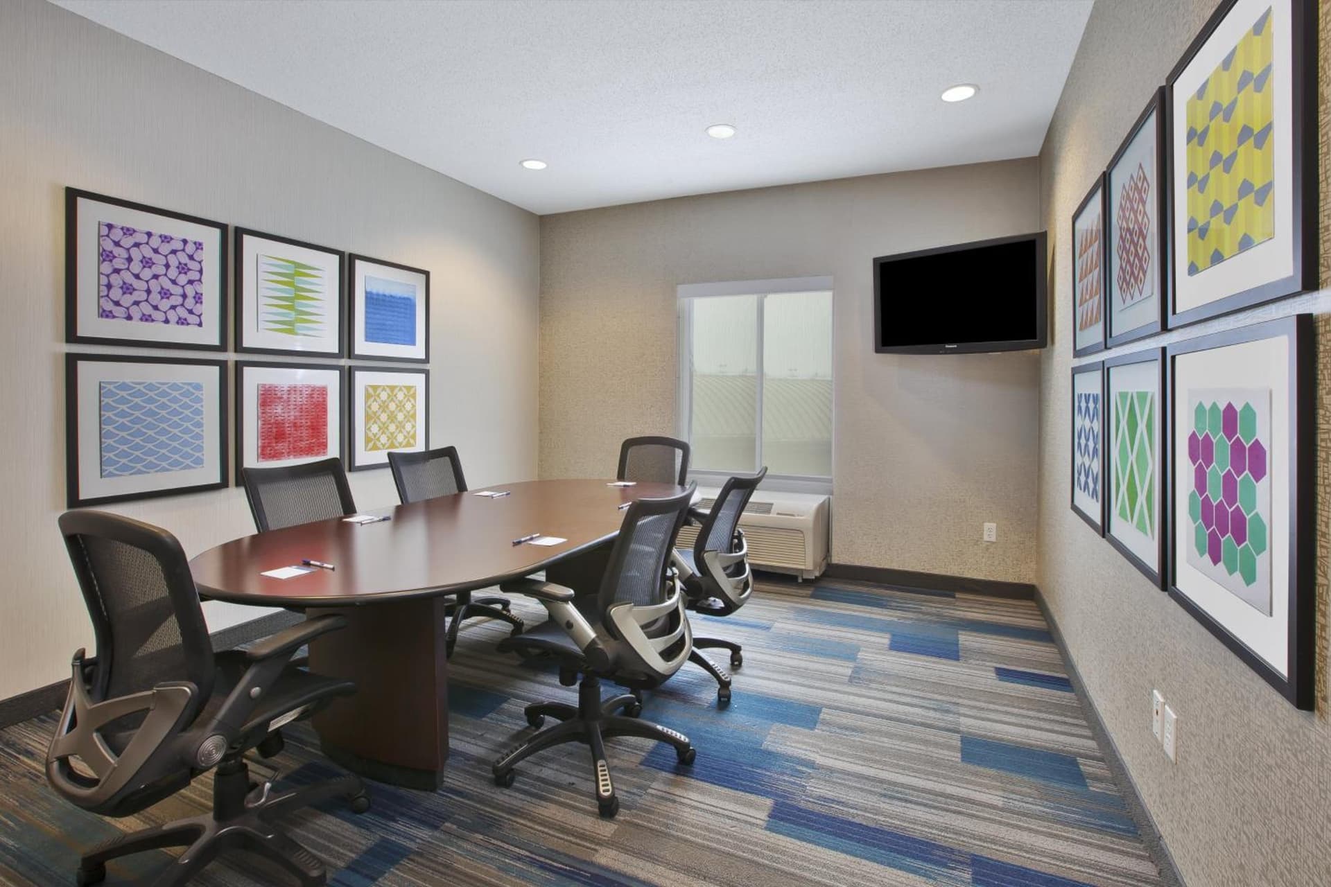 Holiday Inn Express Hotel & Suites Auburn Hills by IHG property views in Auburn Hills, MI — gallery photo 3