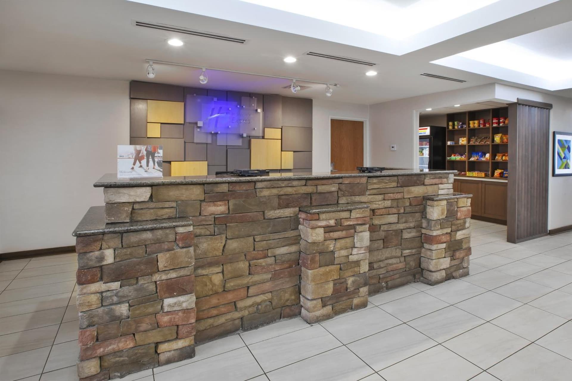 Holiday Inn Express Hotel & Suites Auburn Hills by IHG gallery photo in Auburn Hills, MI — image 34