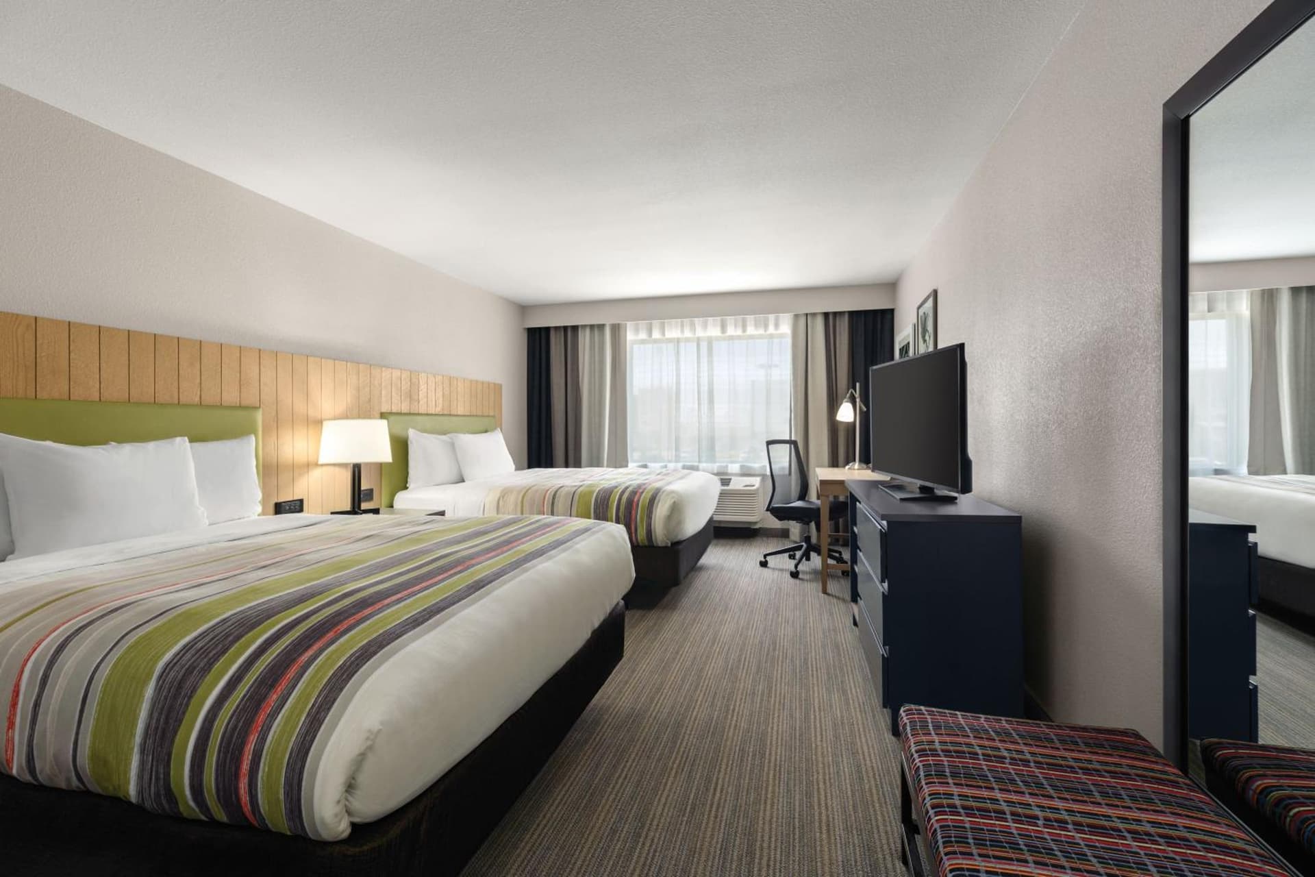 Country Inn & Suites by Radisson, Oklahoma City - Bricktown, OK gallery photo in Oklahoma City, OK — image 12