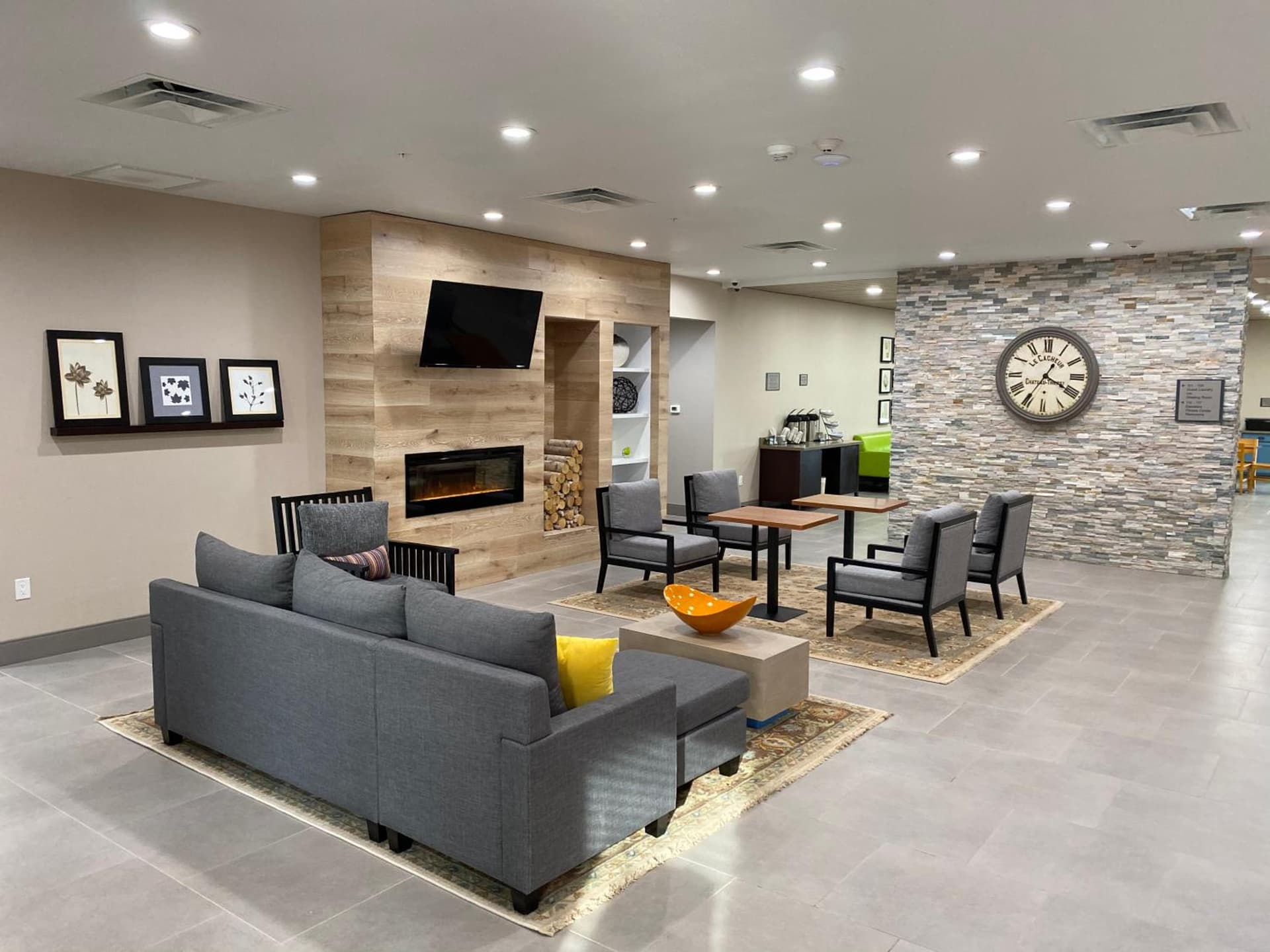 Country Inn & Suites by Radisson, Oklahoma City - Bricktown, OK gallery photo in Oklahoma City, OK — image 14