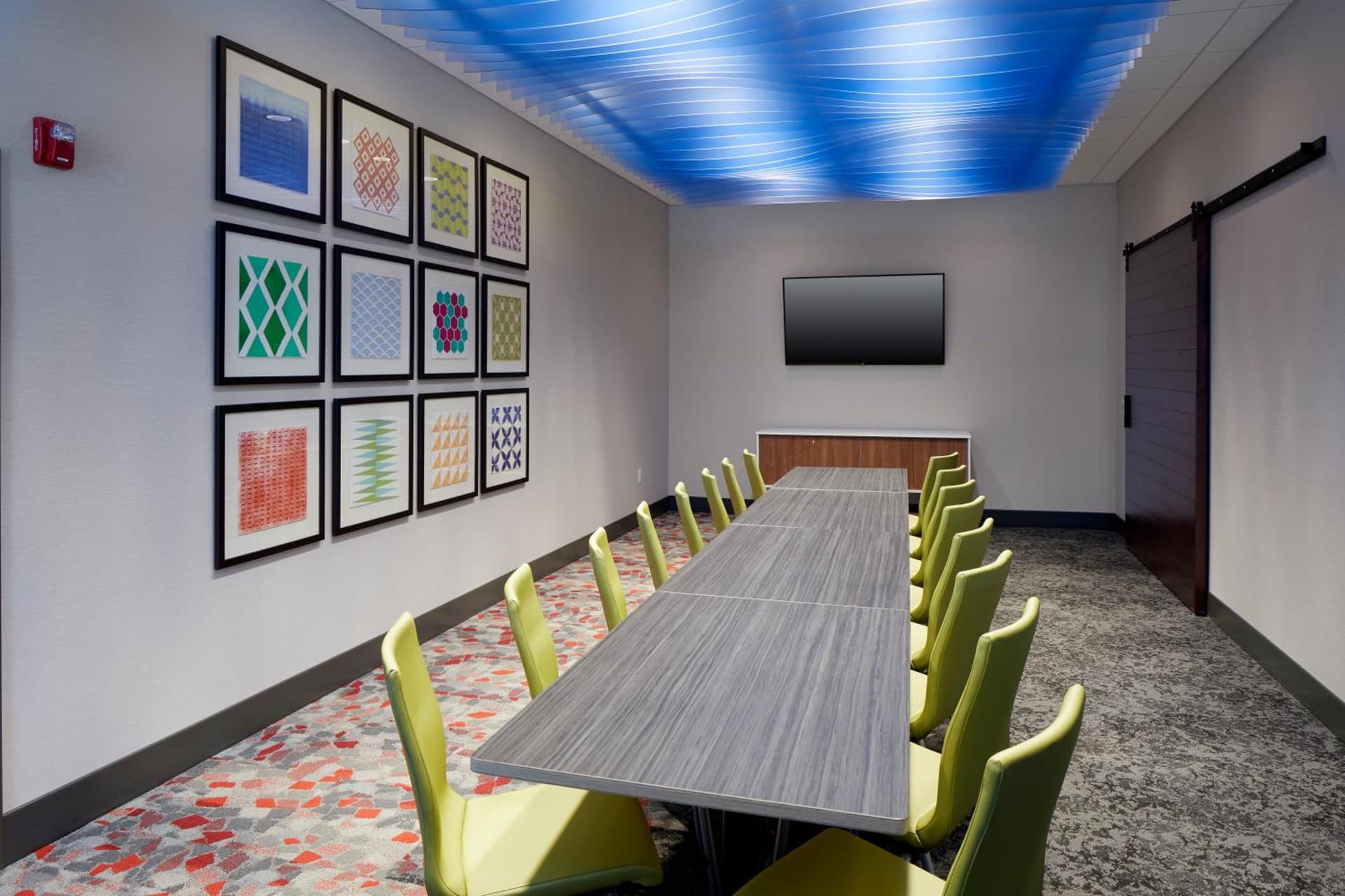 Holiday Inn Express & Suites - Cincinnati North - Liberty Way by IHG gallery photo in West Chester, OH — image 21