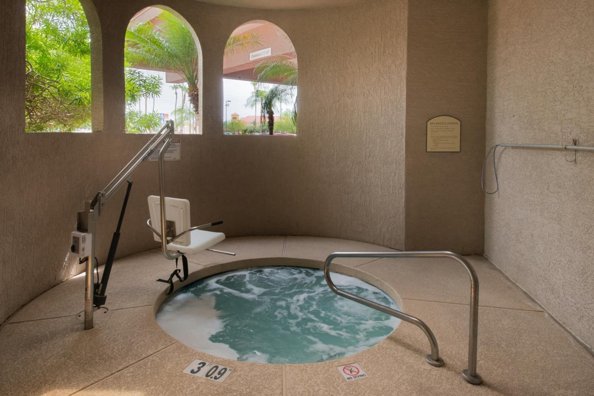 GreenTree Hotel Phoenix West gallery photo in Phoenix, AZ — image 4