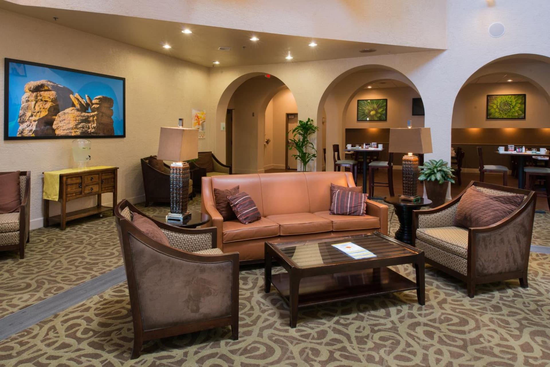 GreenTree Hotel Phoenix West gallery photo in Phoenix, AZ — image 22