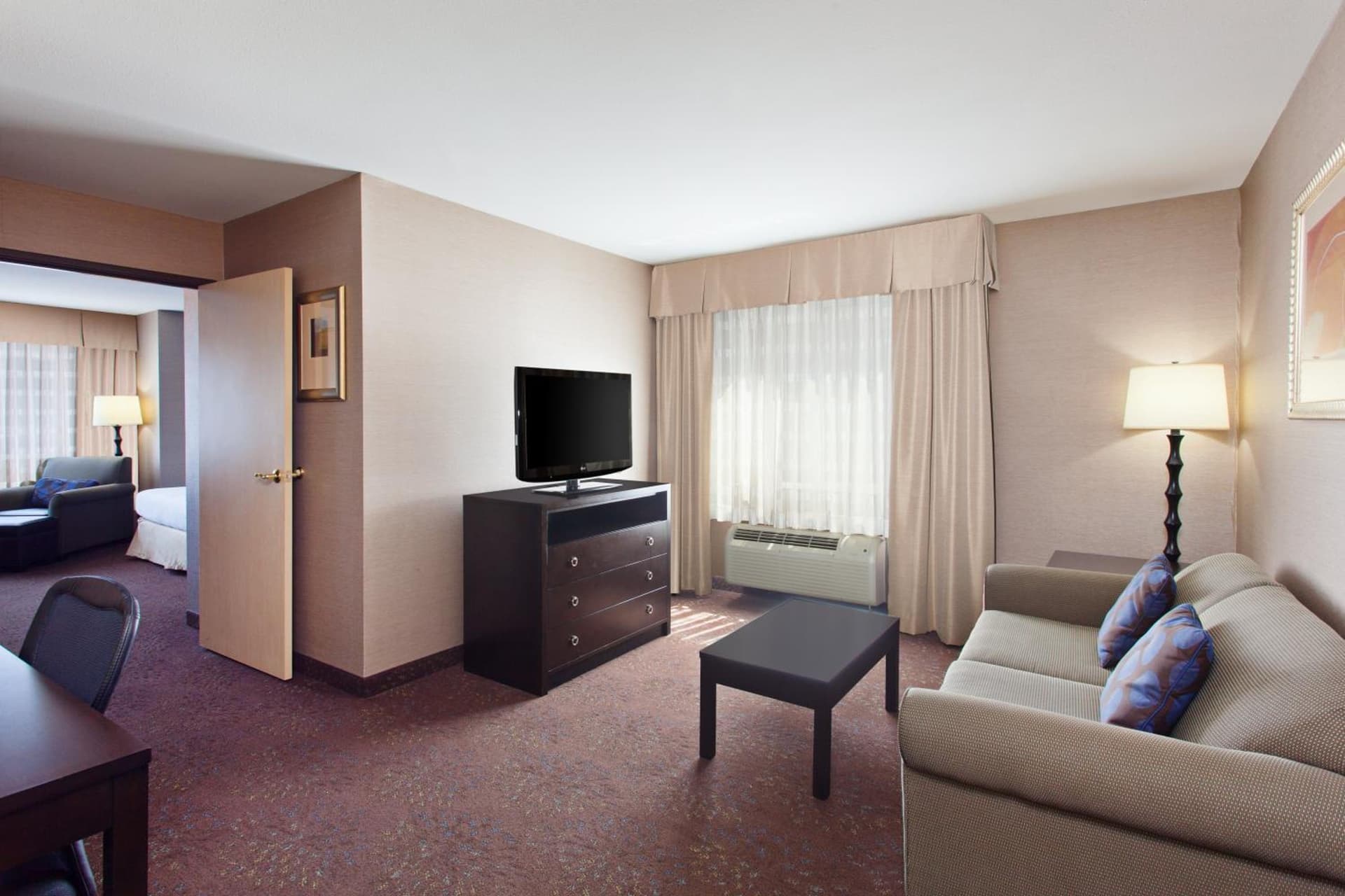 Holiday Inn Express & Suites Seattle Downtown - Lake Union by IHG gallery photo in Seattle, WA — image 24