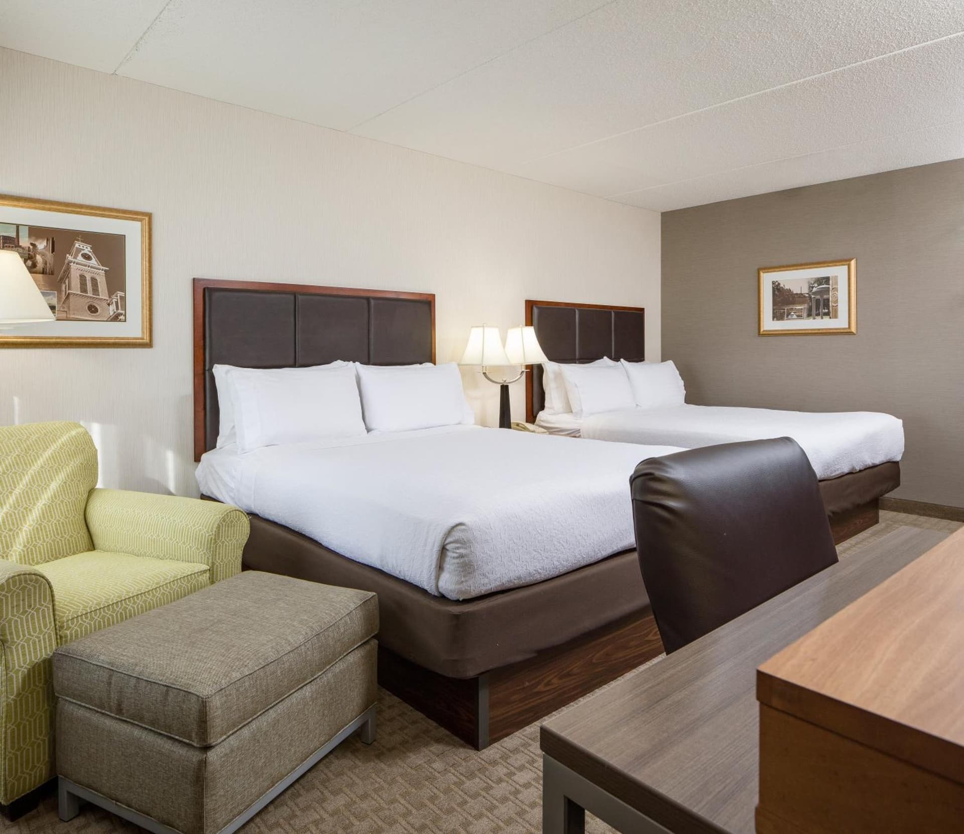 Holiday Inn Manchester Airport by IHG gallery photo in Manchester, NH — image 28