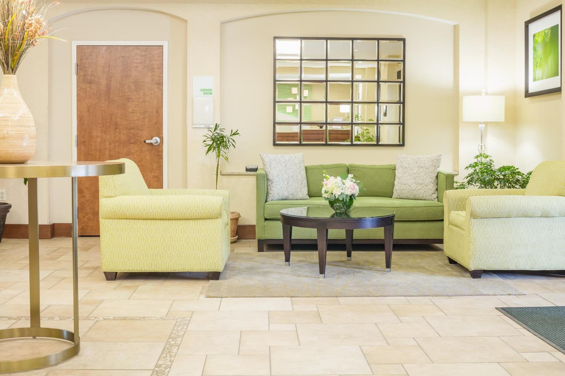 Holiday Inn Manchester Airport by IHG gallery photo in Manchester, NH — image 13