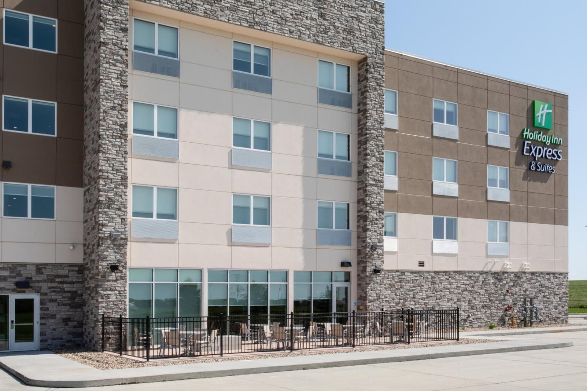 Holiday Inn Express & Suites Sioux City North - Event Center by IHG gallery photo in Dakota Dunes, SD — image 39