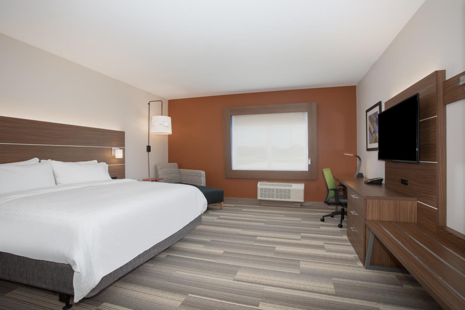 Holiday Inn Express & Suites Sioux City North - Event Center by IHG gallery photo in Dakota Dunes, SD — image 58