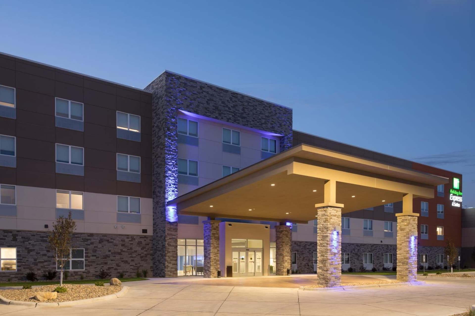 Holiday Inn Express & Suites Sioux City North - Event Center by IHG gallery photo in Dakota Dunes, SD — image 46