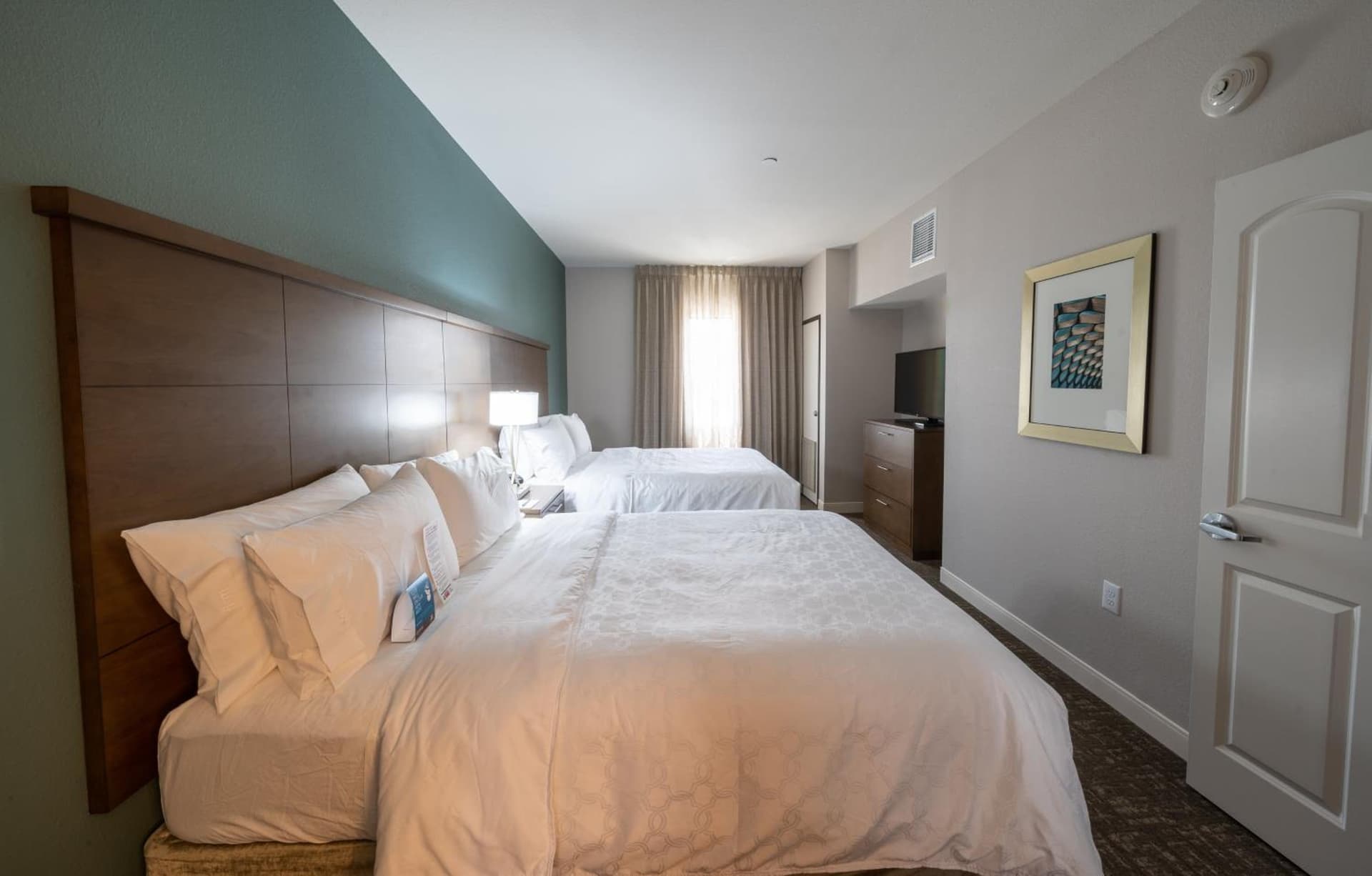 Staybridge Suites Houston East - Baytown by IHG gallery photo in Baytown, TX — image 13