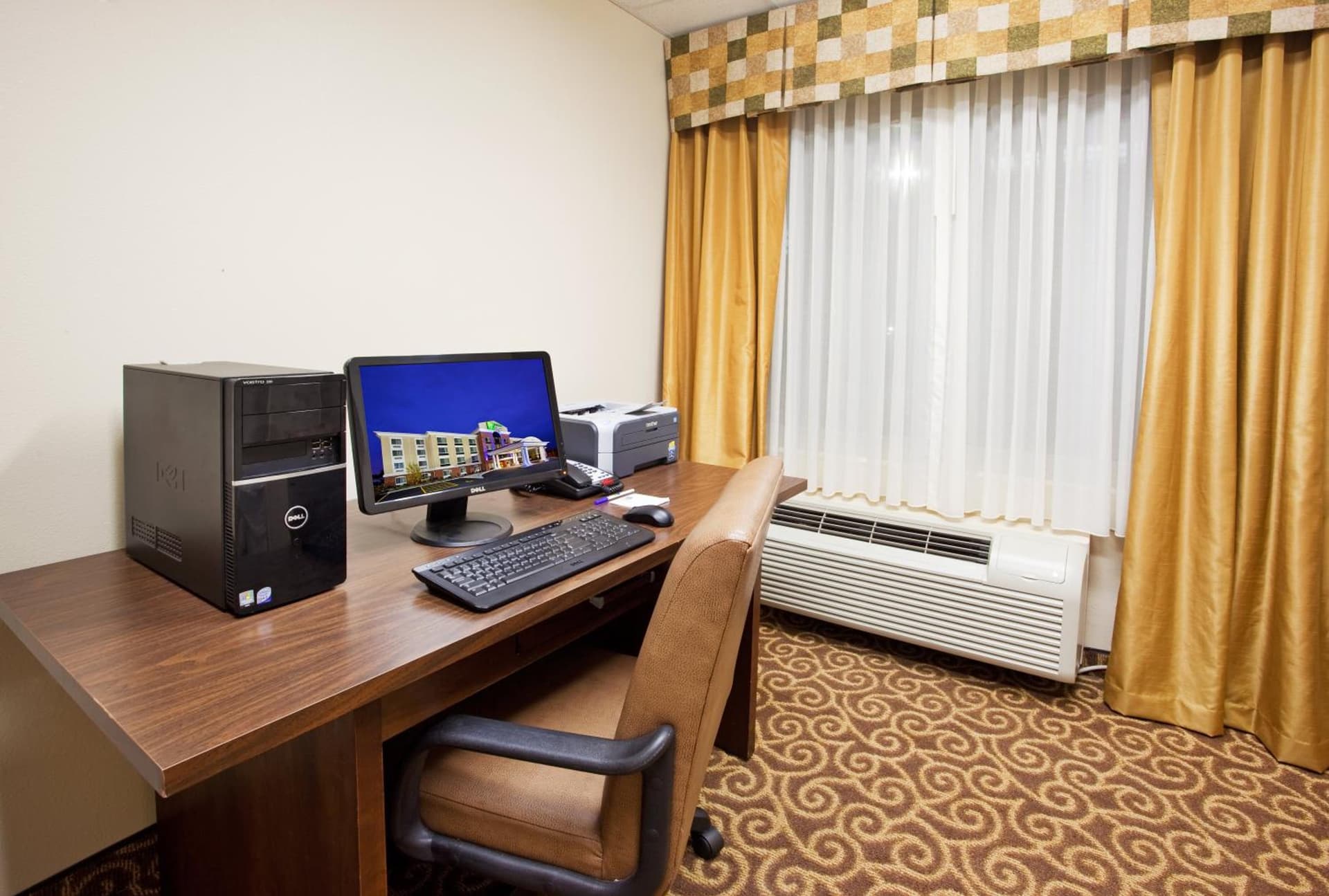 Holiday Inn Express & Suites Niagara Falls by IHG gallery photo in Niagara Falls, NY — image 17