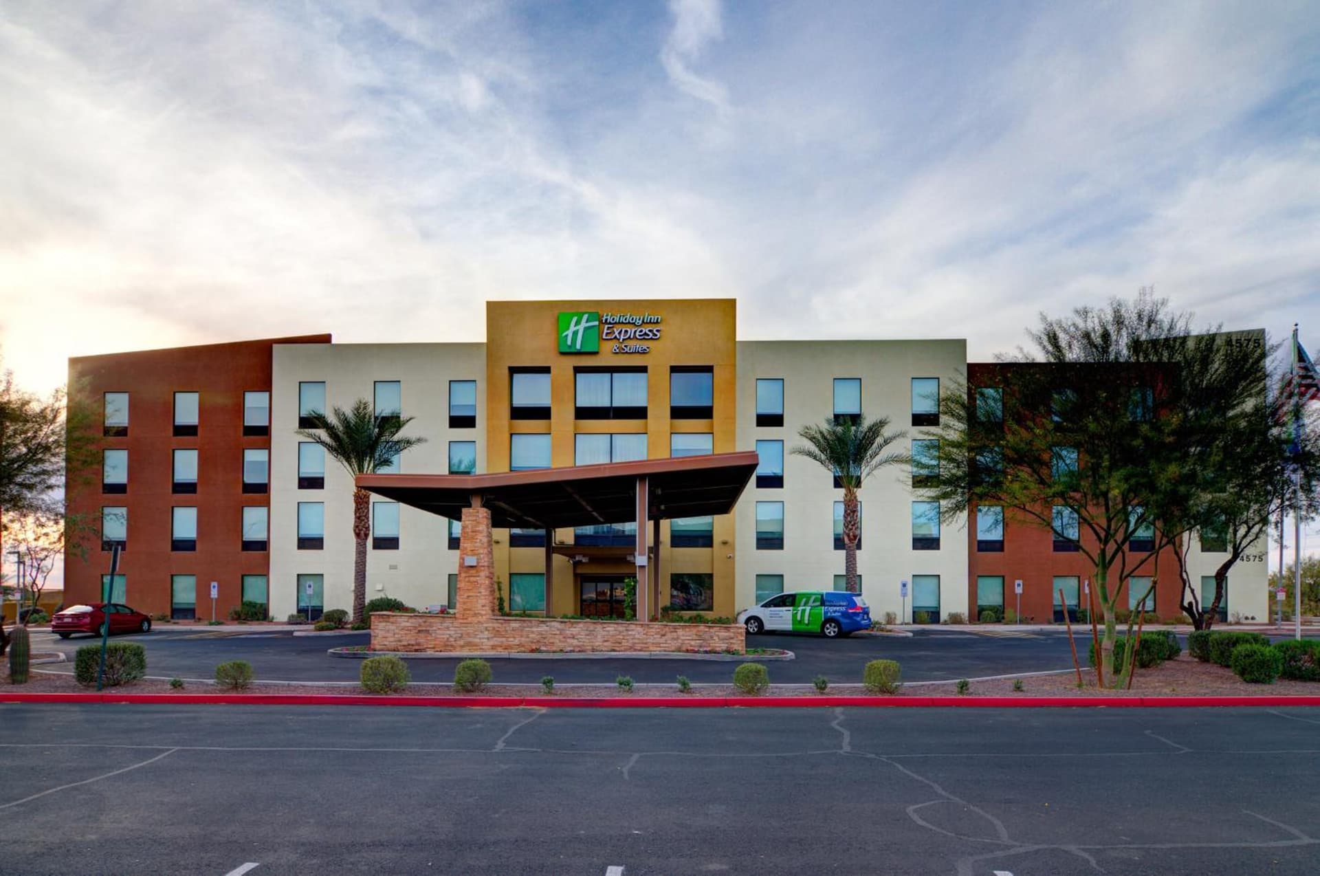 Holiday Inn Express & Suites - Phoenix North - Scottsdale by IHG gallery photo in Phoenix, AZ — image 38