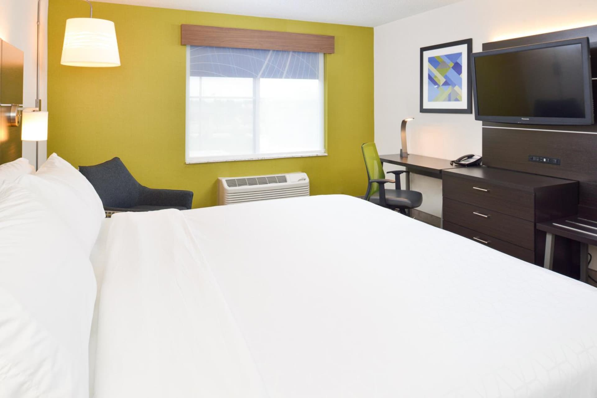 Holiday Inn Express Wixom by IHG gallery photo in Wixom, MI — image 21