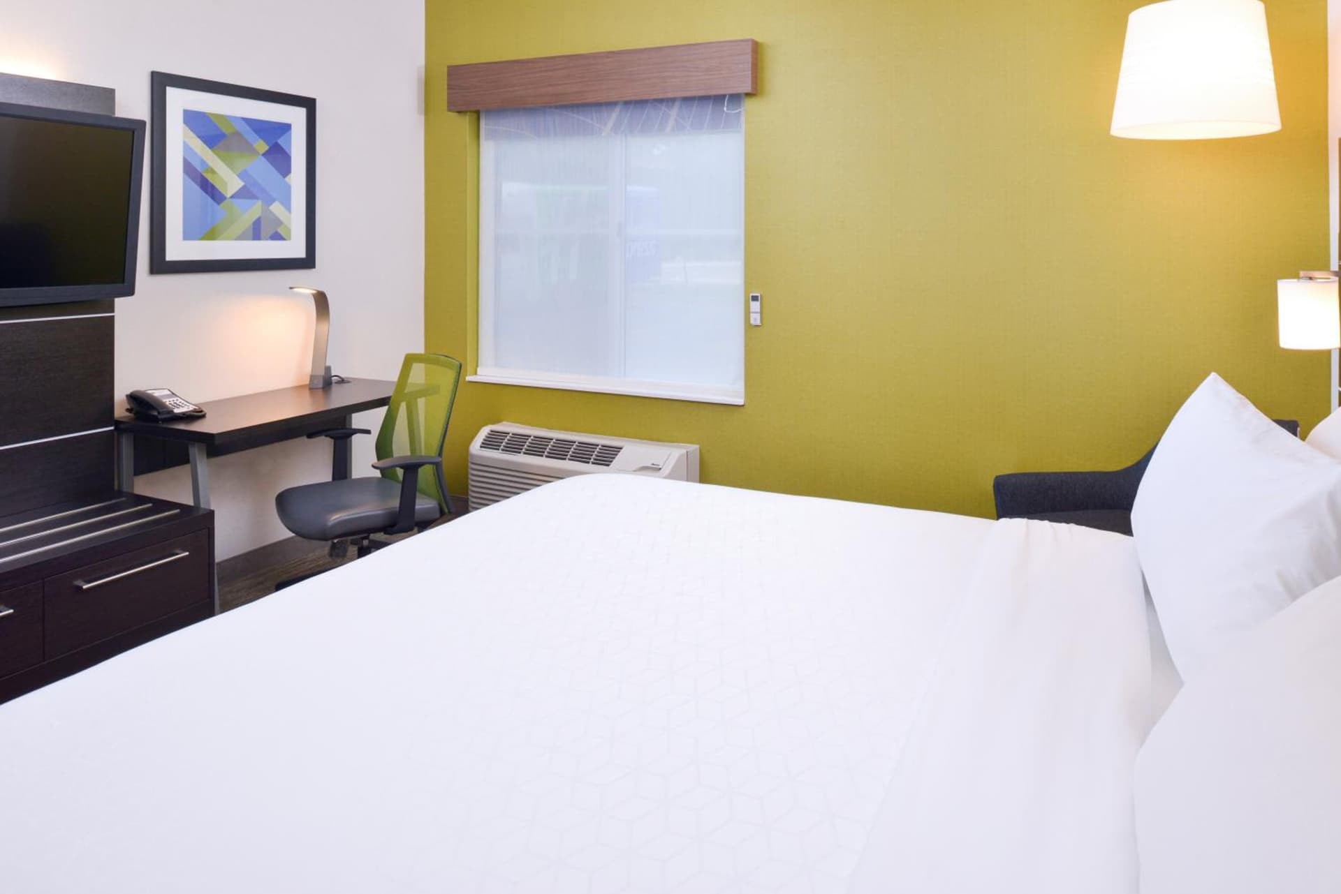 Holiday Inn Express Wixom by IHG property views in Wixom, MI — gallery photo 3