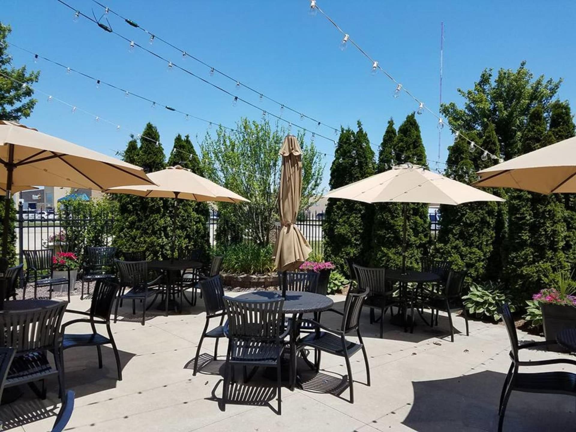 Holiday Inn Effingham by IHG property views in Effingham, IL — gallery photo 3