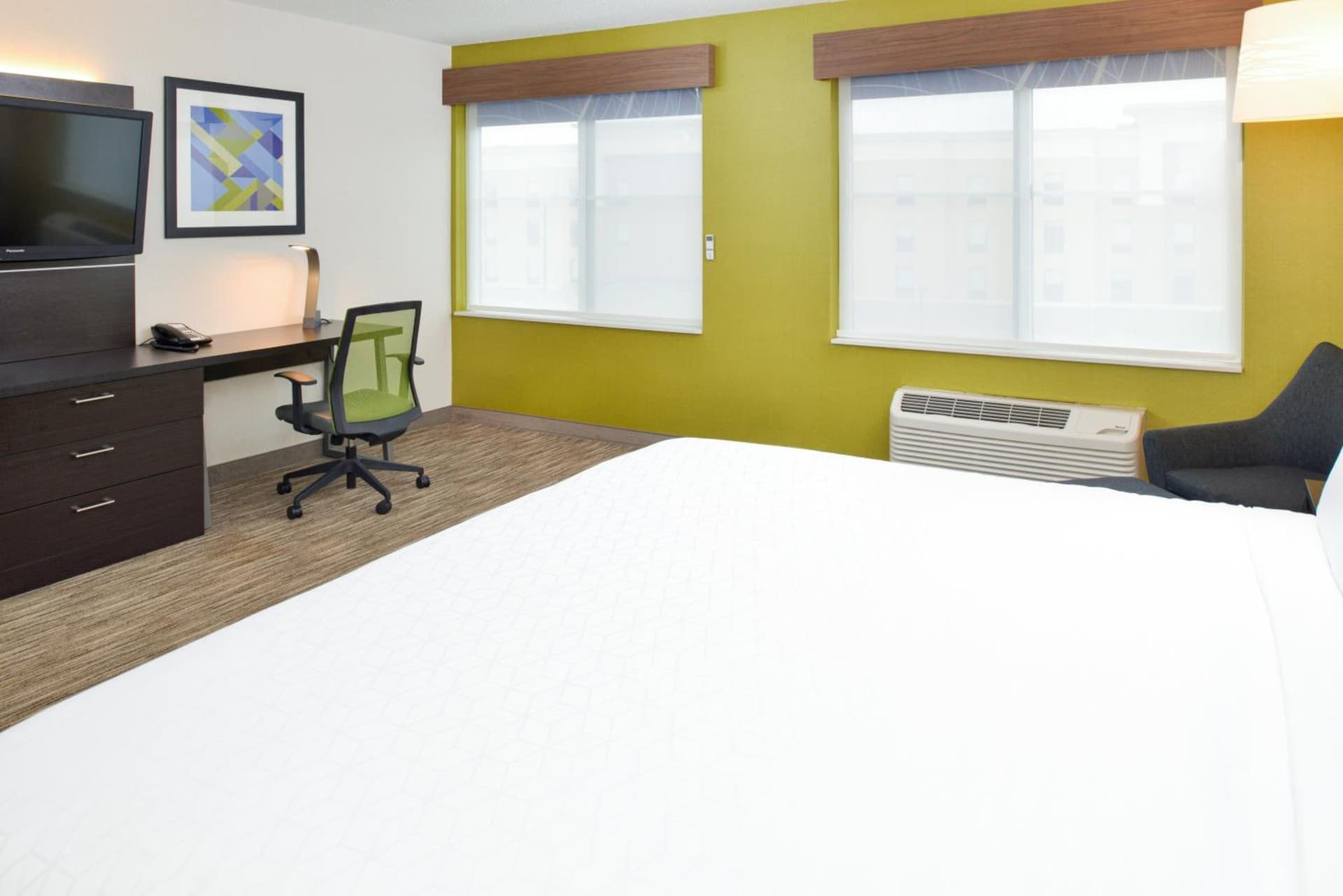 Holiday Inn Express Wixom by IHG gallery photo in Wixom, MI — image 46