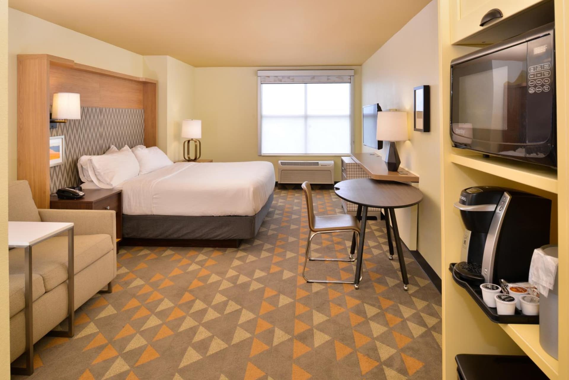 Holiday Inn Kansas City Airport by IHG gallery photo in Kansas City, KS — image 33