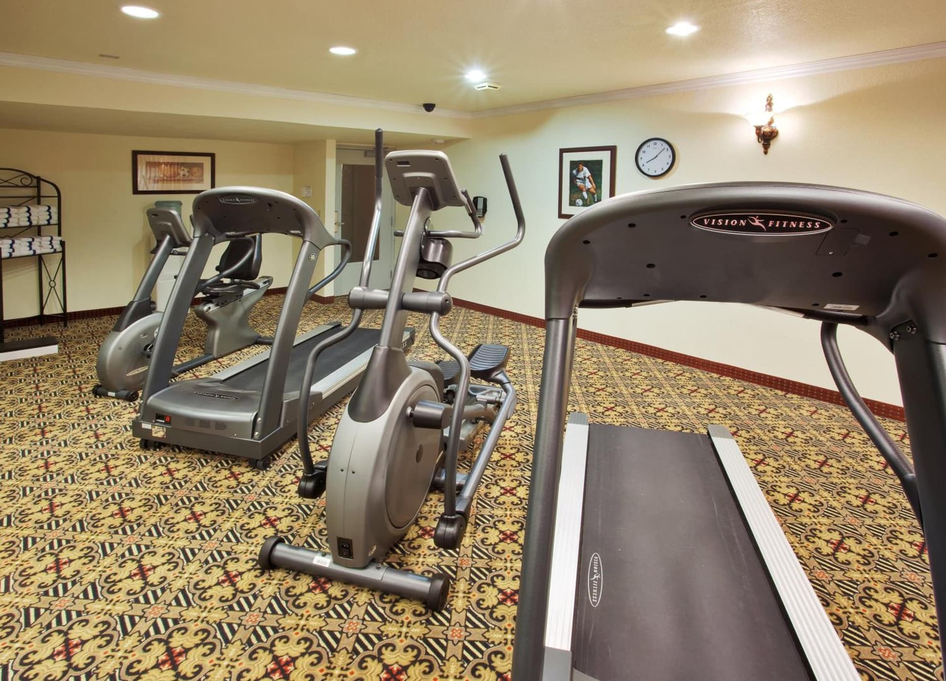 Holiday Inn Rancho Cordova - Northeast Sacramento by IHG gallery photo in Rancho Cordova, CA — image 4