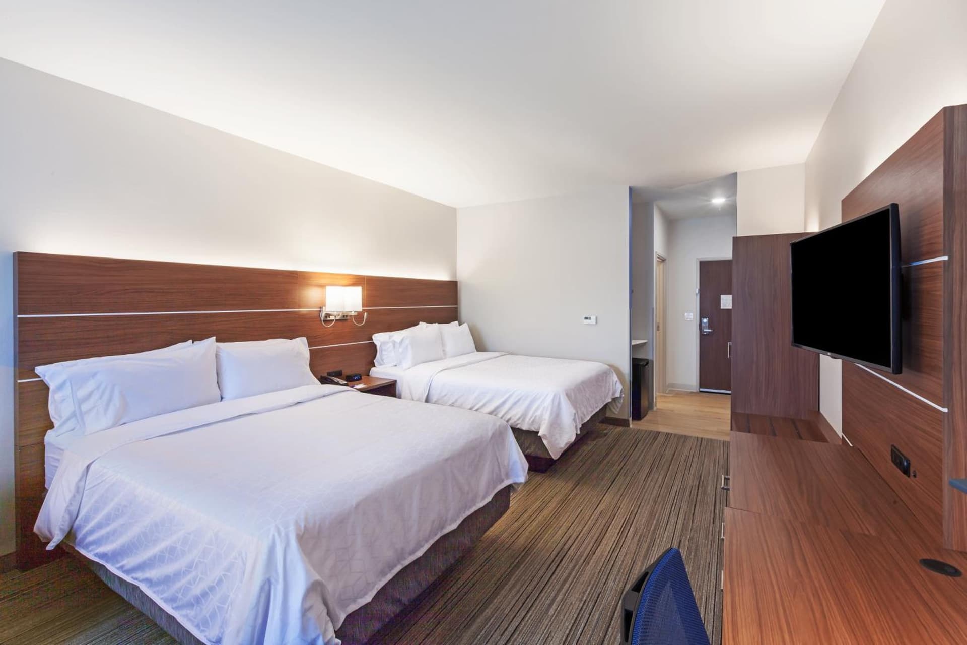 Holiday Inn Express & Suites - Lenexa - Overland Park Area by IHG gallery photo in Lenexa, KS — image 19