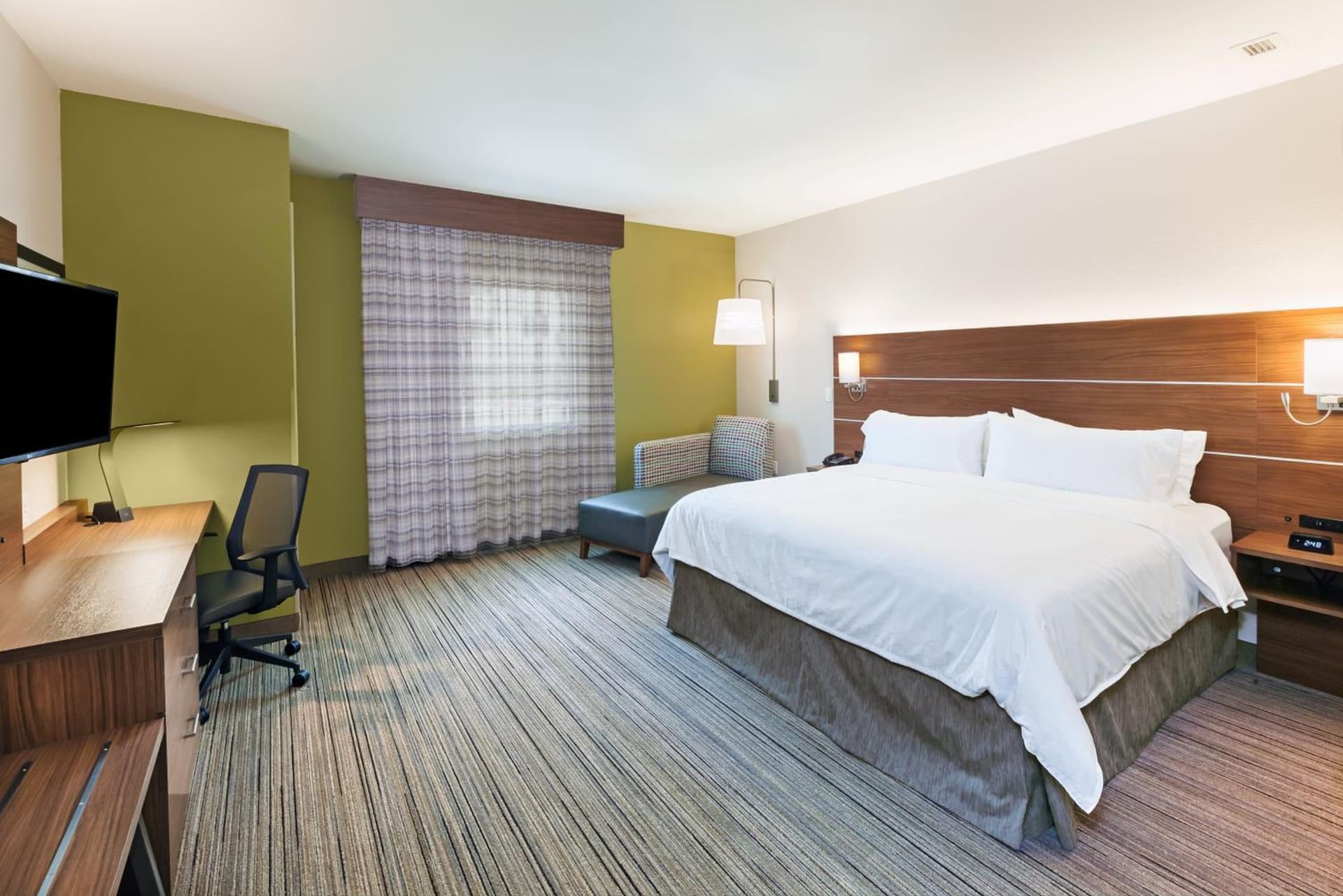 Holiday Inn Express & Suites - Lenexa - Overland Park Area by IHG gallery photo in Lenexa, KS — image 35