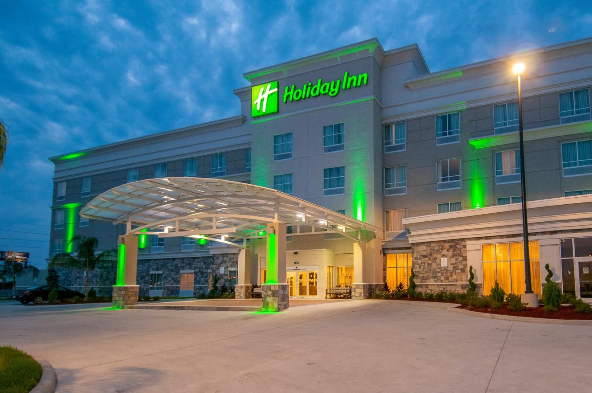 Holiday Inn - New Orleans Airport North by IHG featured exterior or lobby in Kenner, LA — similar hotel