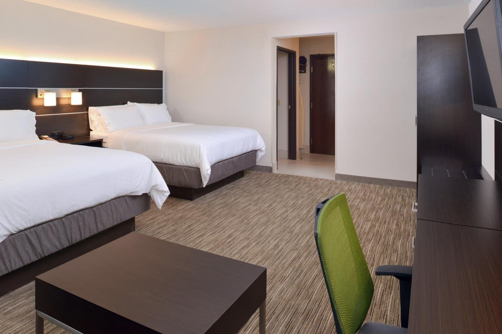 Holiday Inn Express Wixom by IHG gallery photo in Wixom, MI — image 8
