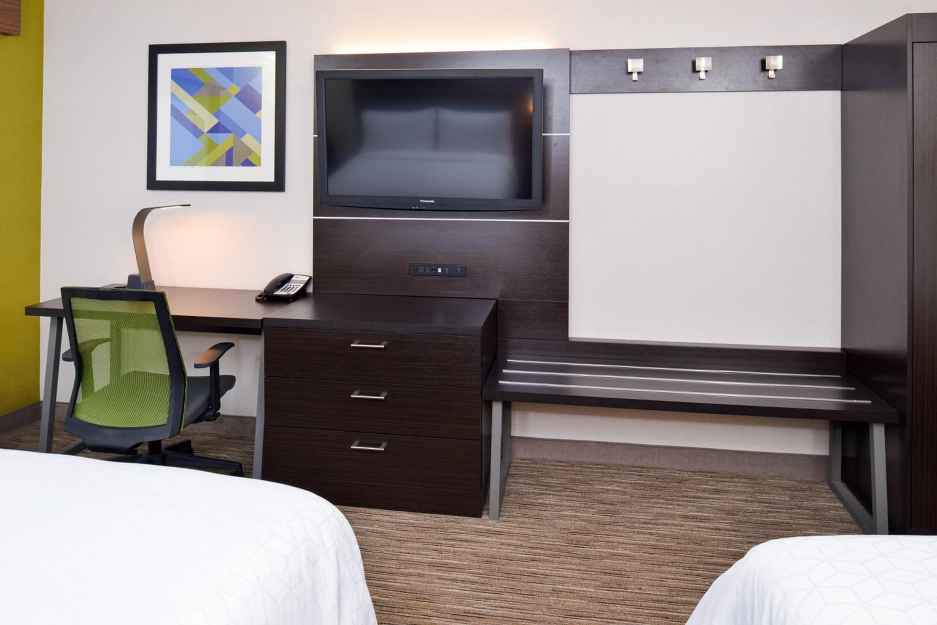 Holiday Inn Express Wixom by IHG gallery photo in Wixom, MI — image 4