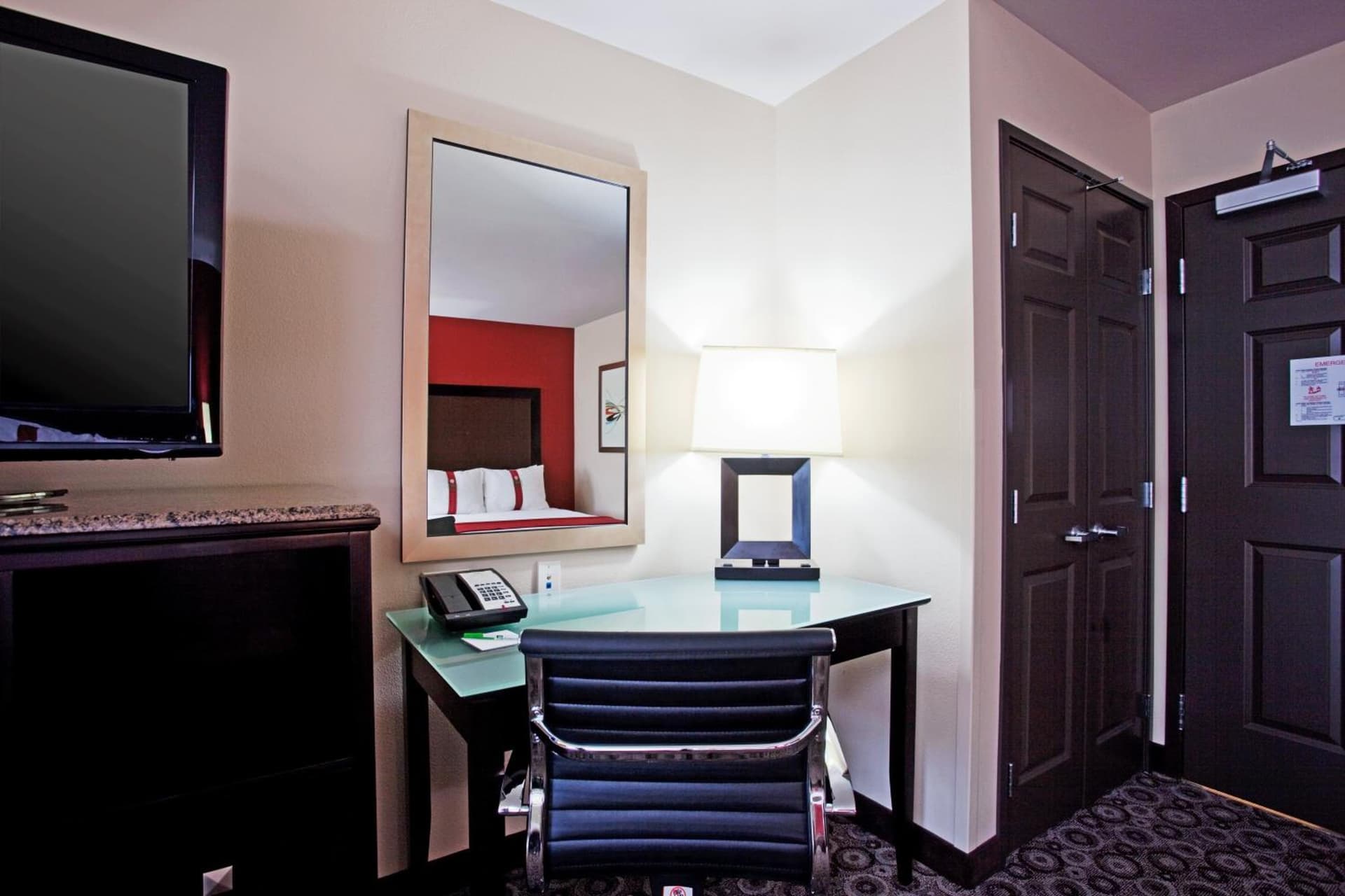 Holiday Inn Oceanside Marina Camp Pendleton by IHG gallery photo in Oceanside, CA — image 35