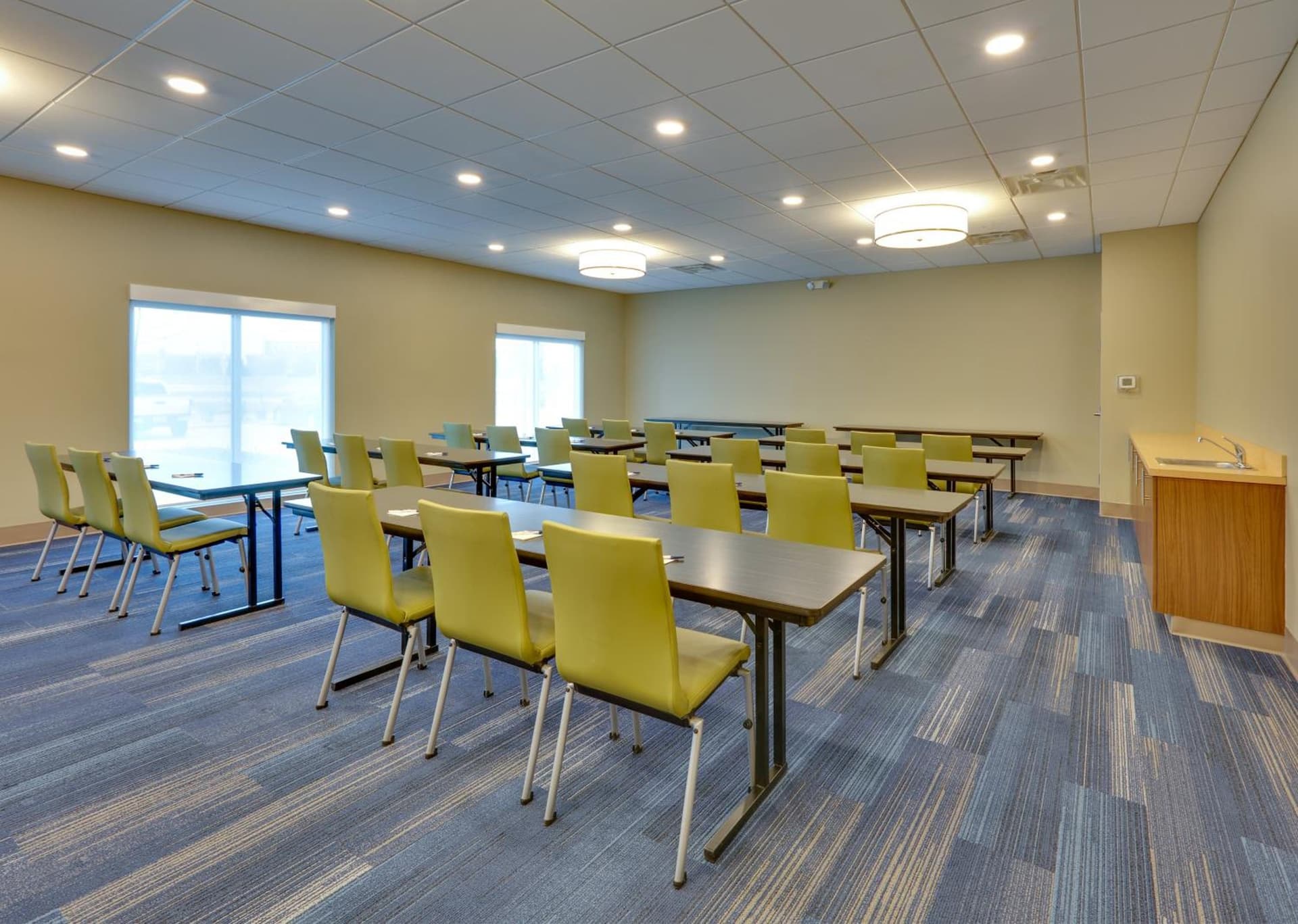 Holiday Inn Express & Suites Plano East - Richardson by IHG gallery photo in Plano, TX — image 14