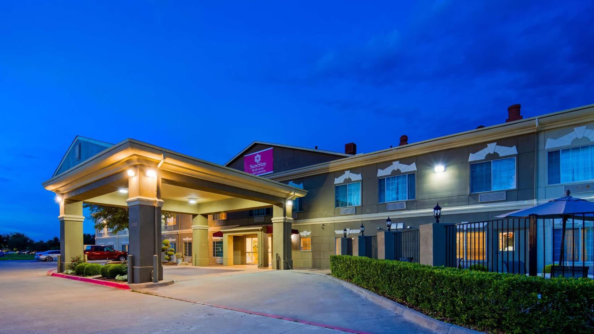SureStay Plus Hotel by Best Western Mesquite interior in Mesquite, TX — gallery photo 2