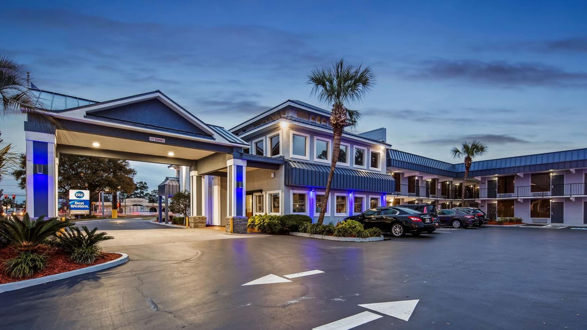 Best Western Central Inn featured exterior or lobby in Savannah, GA — similar hotel