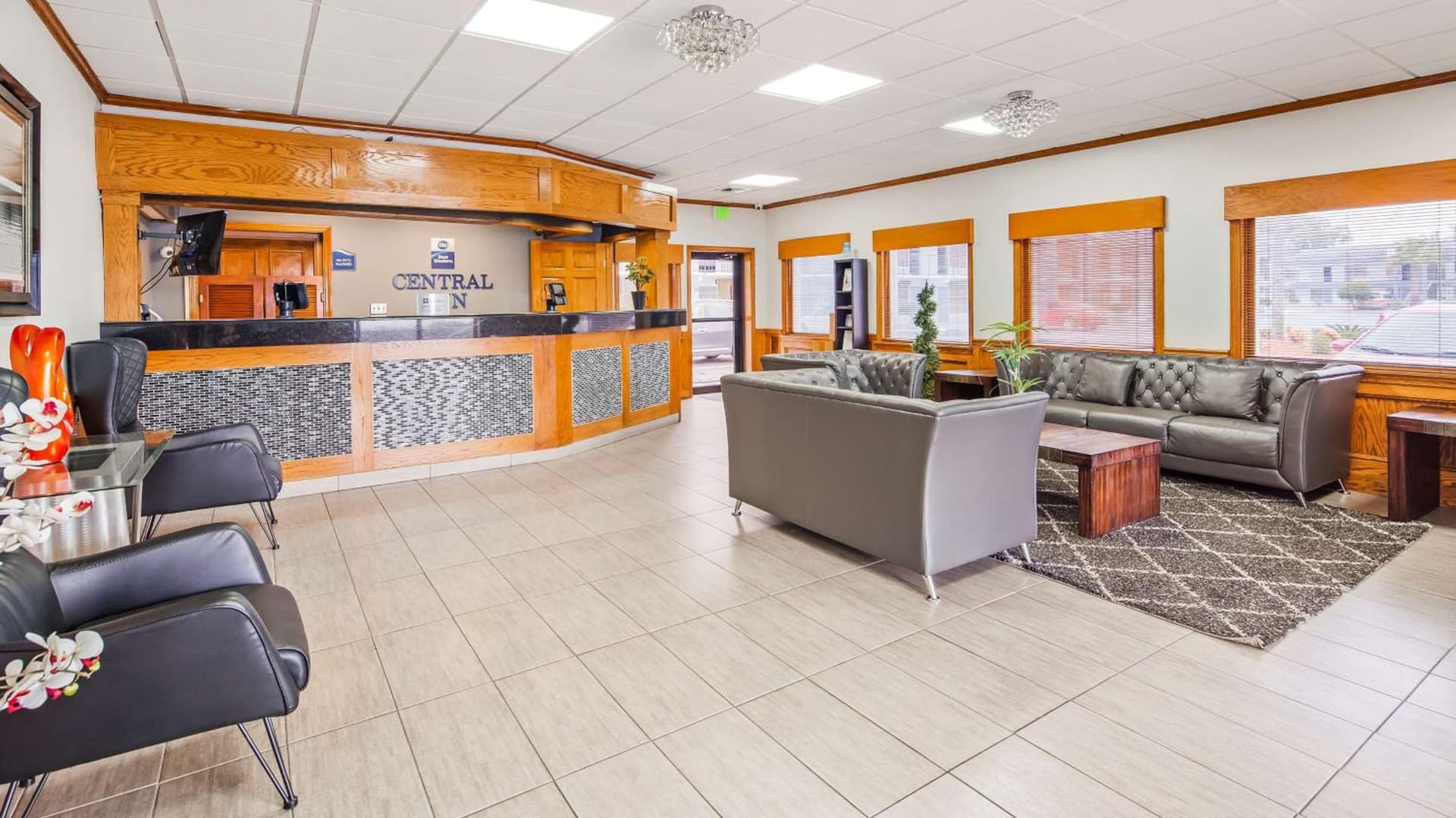 Best Western Central Inn gallery photo in Savannah, GA — image 4