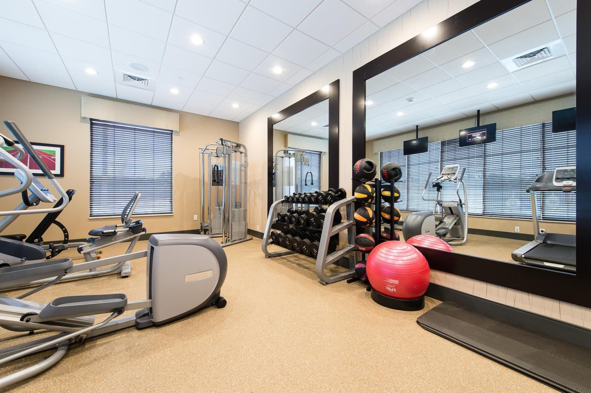 Holiday Inn Express & Suites Aiken by IHG gallery photo in Aiken, SC — image 48