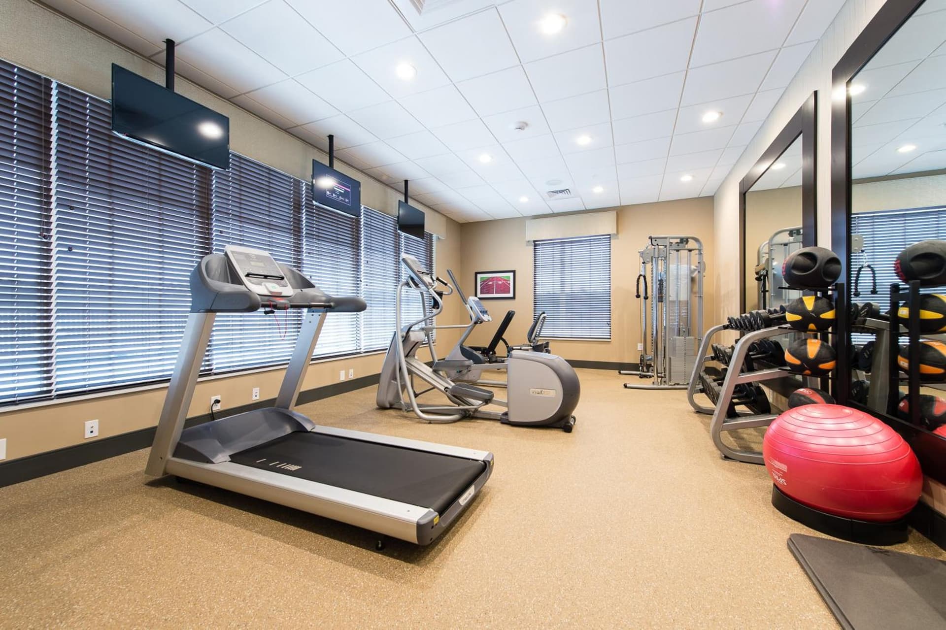 Holiday Inn Express & Suites Aiken by IHG gallery photo in Aiken, SC — image 39