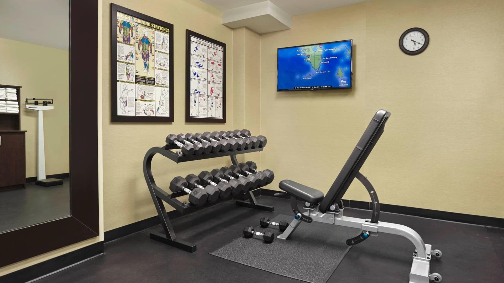 Holiday Inn Express & Suites Naples Downtown - 5th Avenue by IHG gallery photo in Naples, FL — image 39