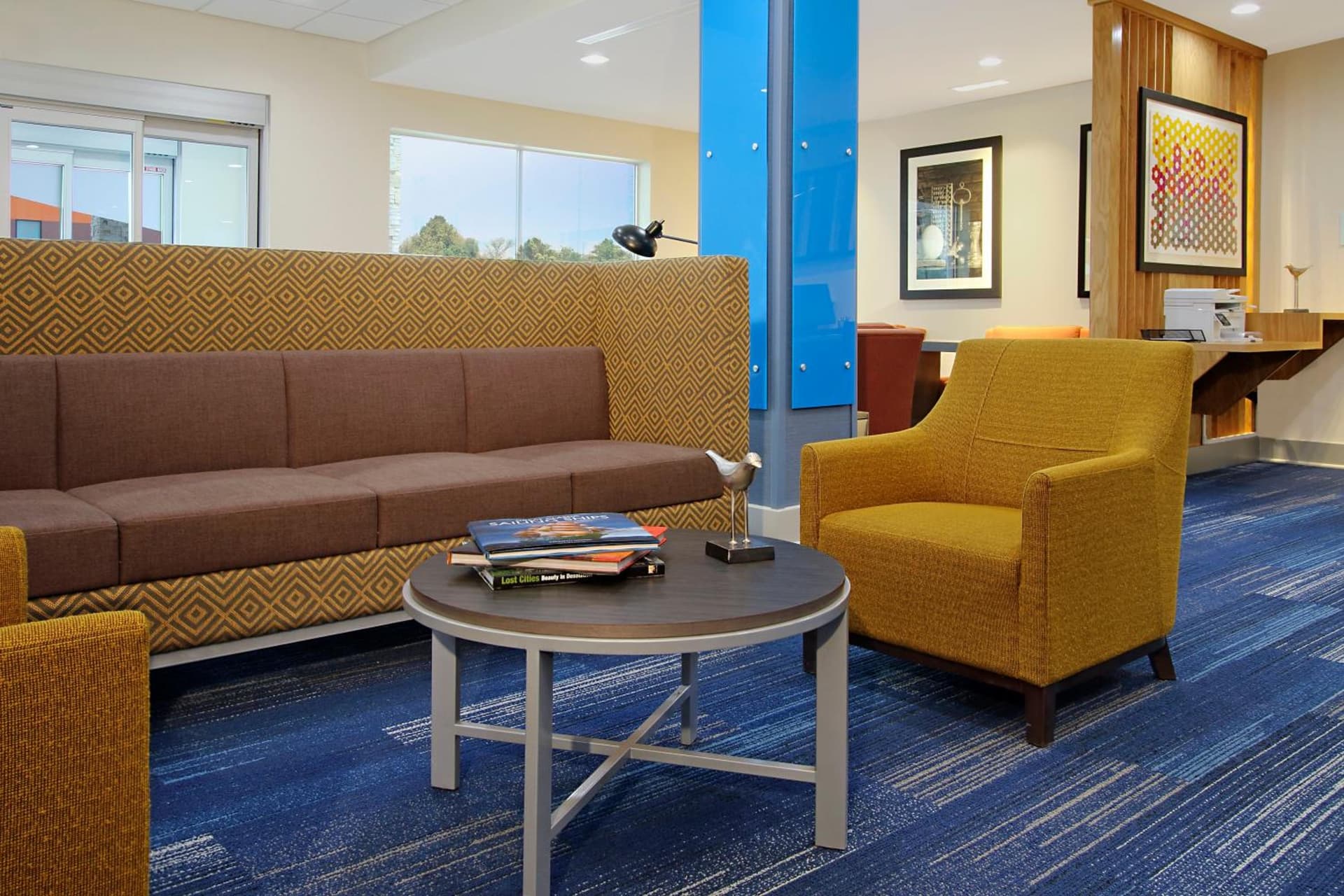 Holiday Inn Express & Suites - Lake Charles South Casino Area by IHG interior in Lake Charles, LA — gallery photo 2