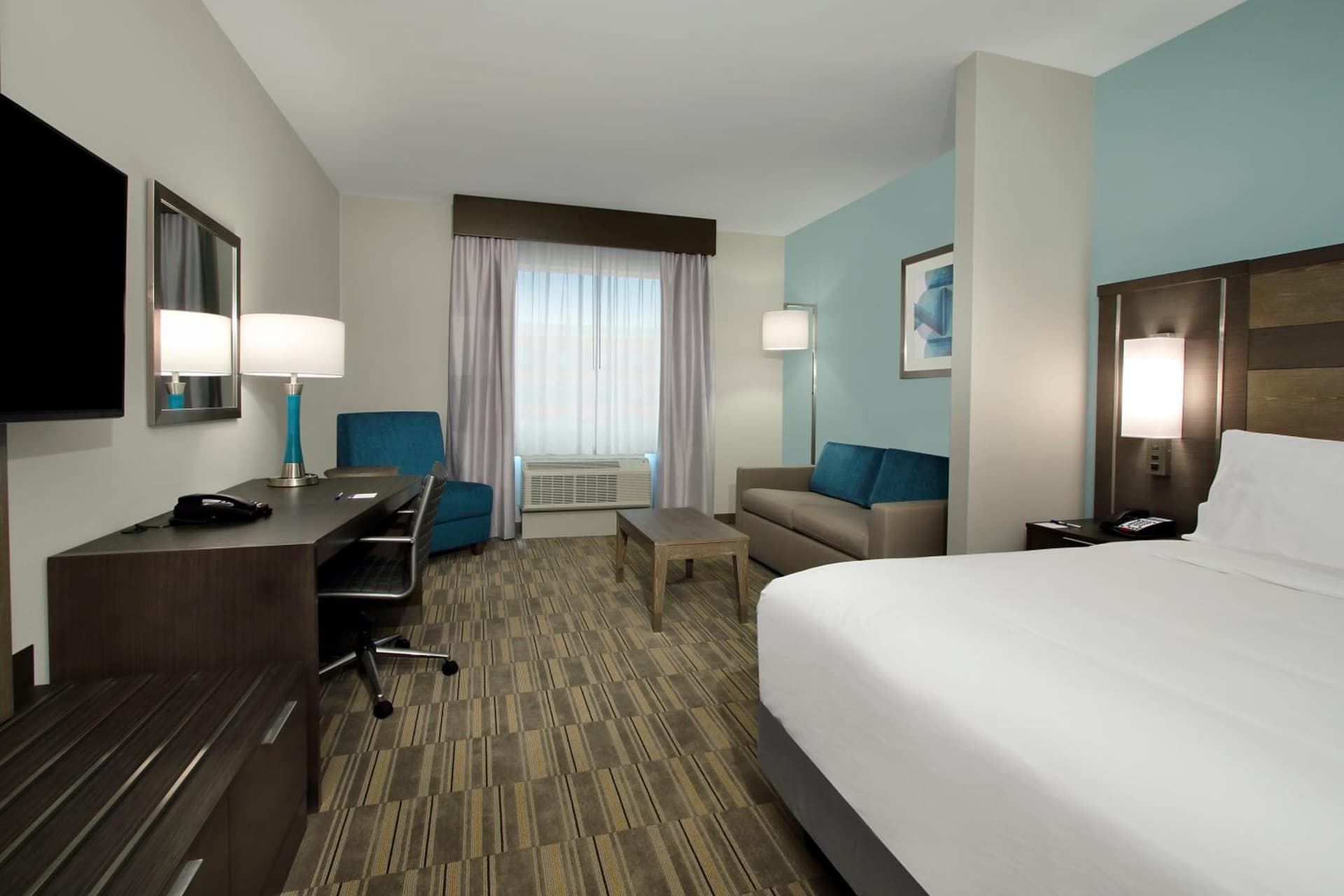 Holiday Inn Express & Suites - Lake Charles South Casino Area by IHG property views in Lake Charles, LA — gallery photo 3