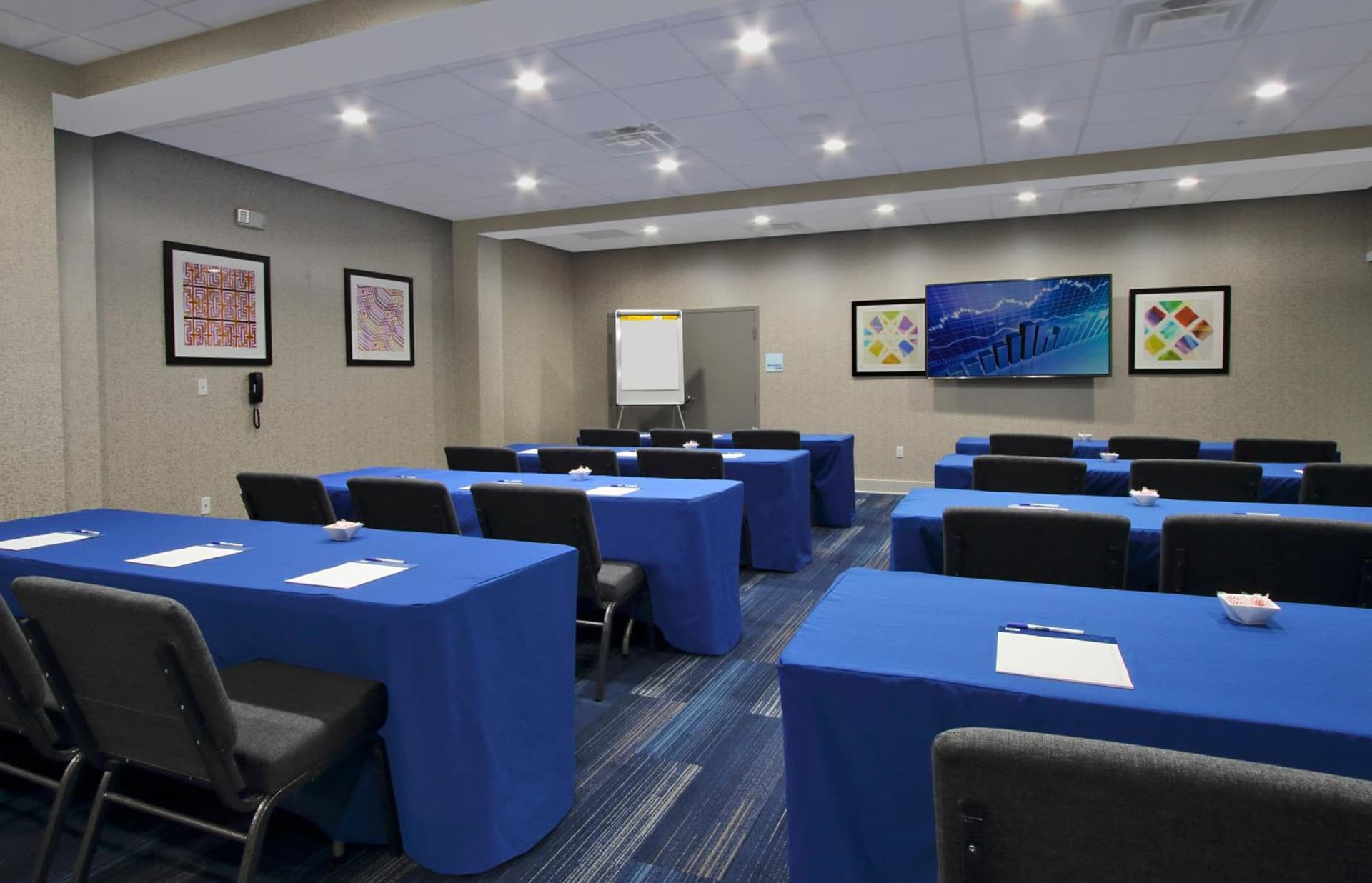 Holiday Inn Express & Suites - Lake Charles South Casino Area by IHG gallery photo in Lake Charles, LA — image 37