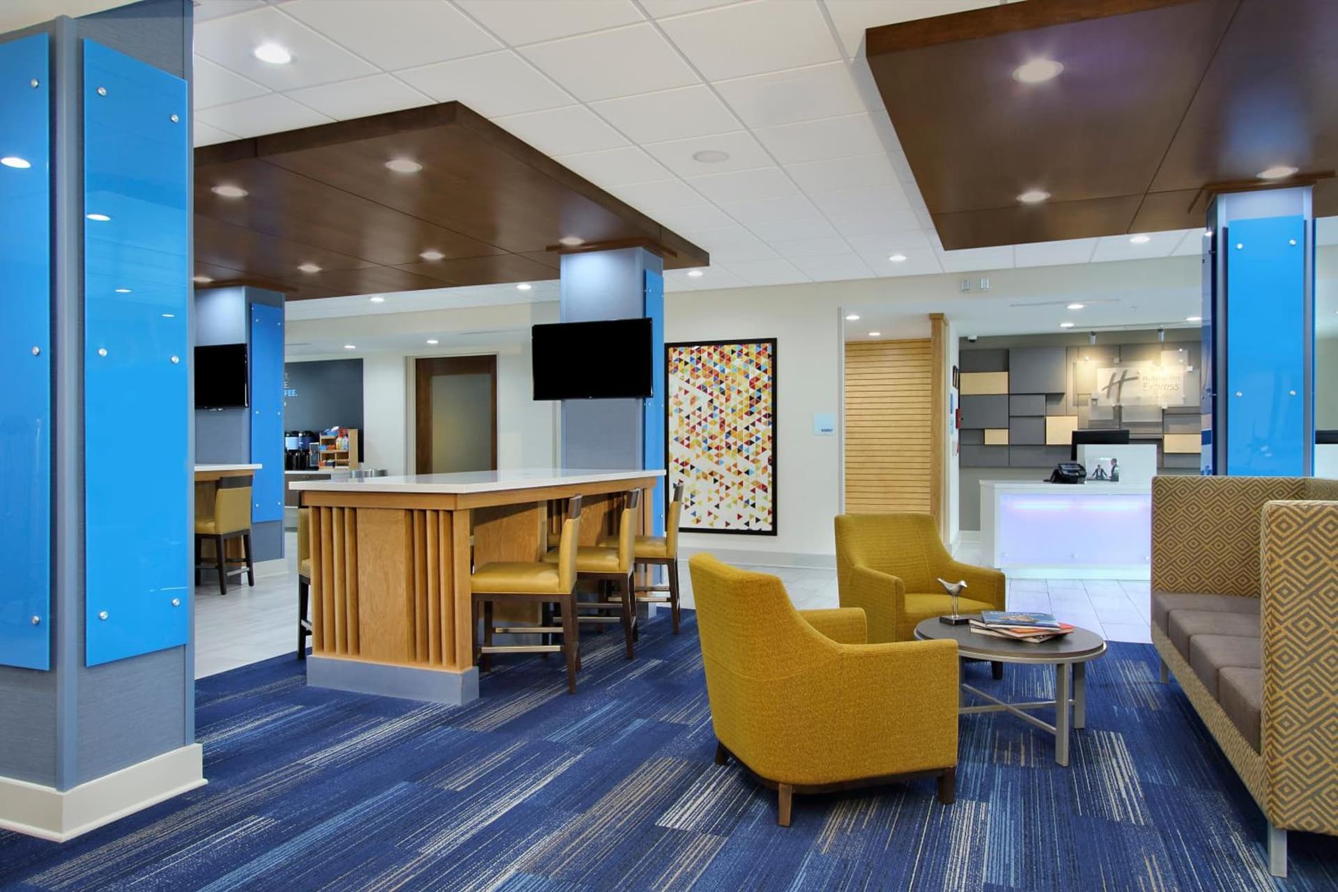 Holiday Inn Express & Suites - Lake Charles South Casino Area by IHG gallery photo in Lake Charles, LA — image 6