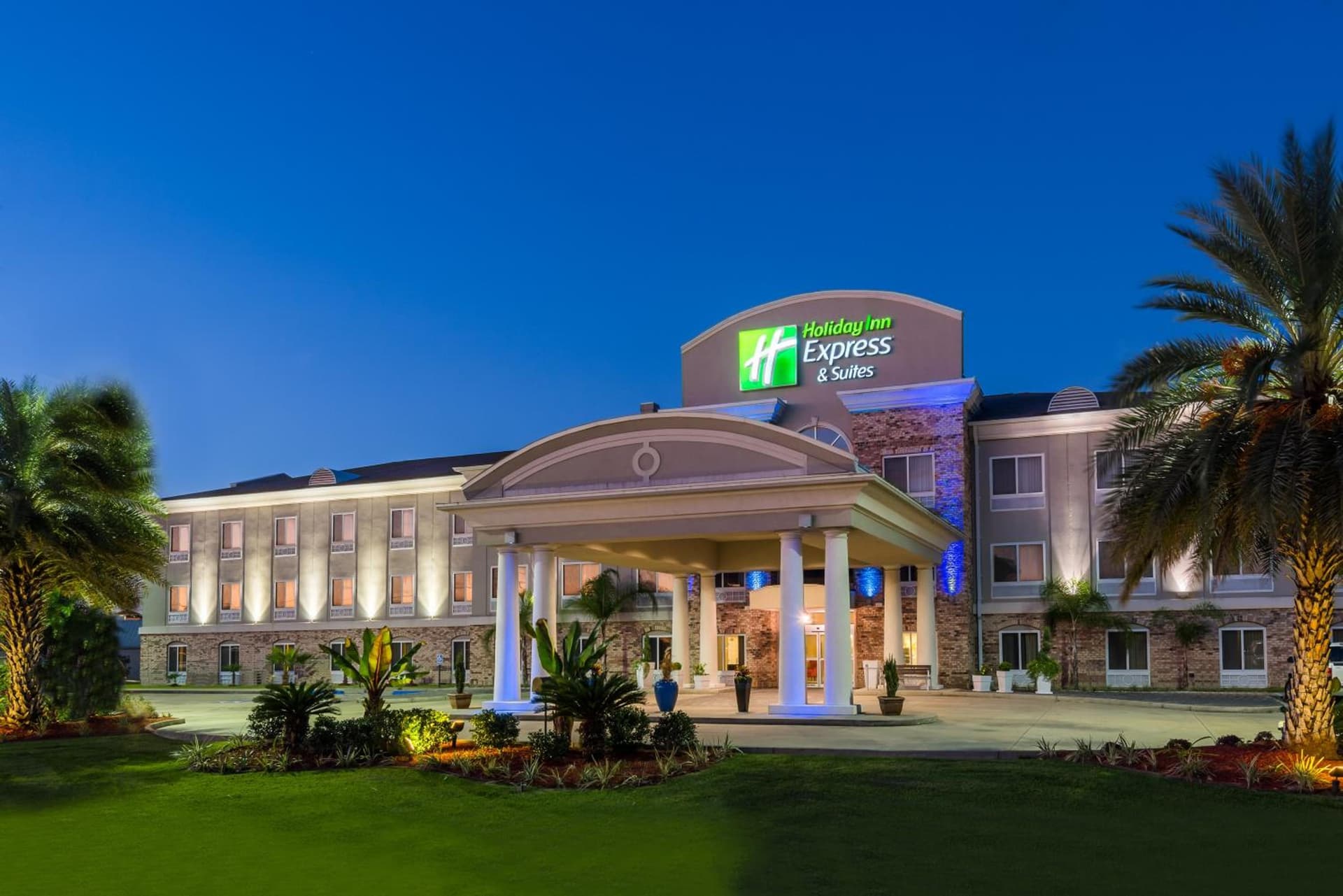 Holiday Inn Express Hotel & Suites New Iberia - Avery Island by IHG featured exterior or lobby in New Iberia, LA — similar hotel