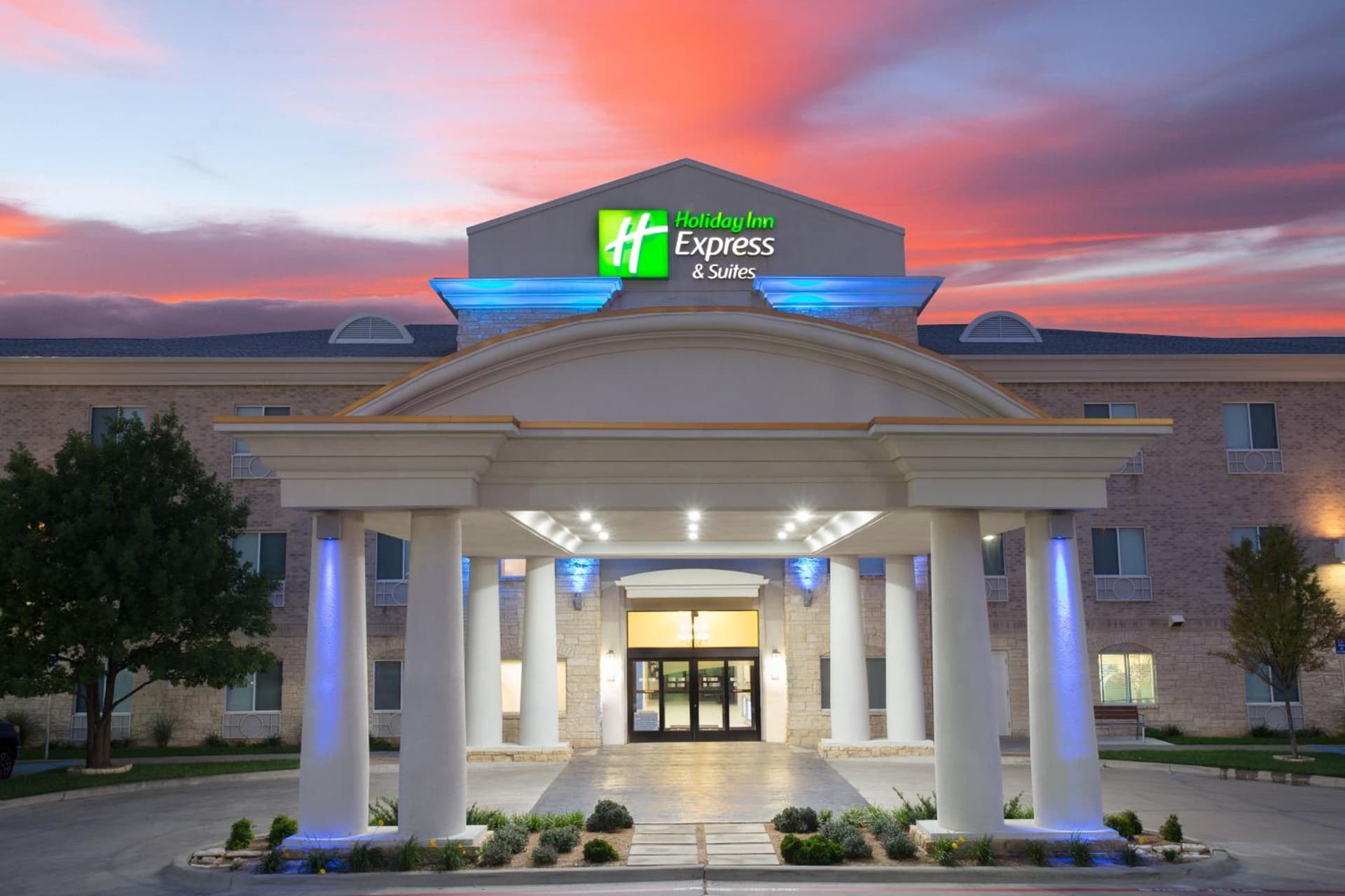 Holiday Inn Express & Suites Amarillo by IHG featured exterior or lobby in Amarillo, TX — similar hotel