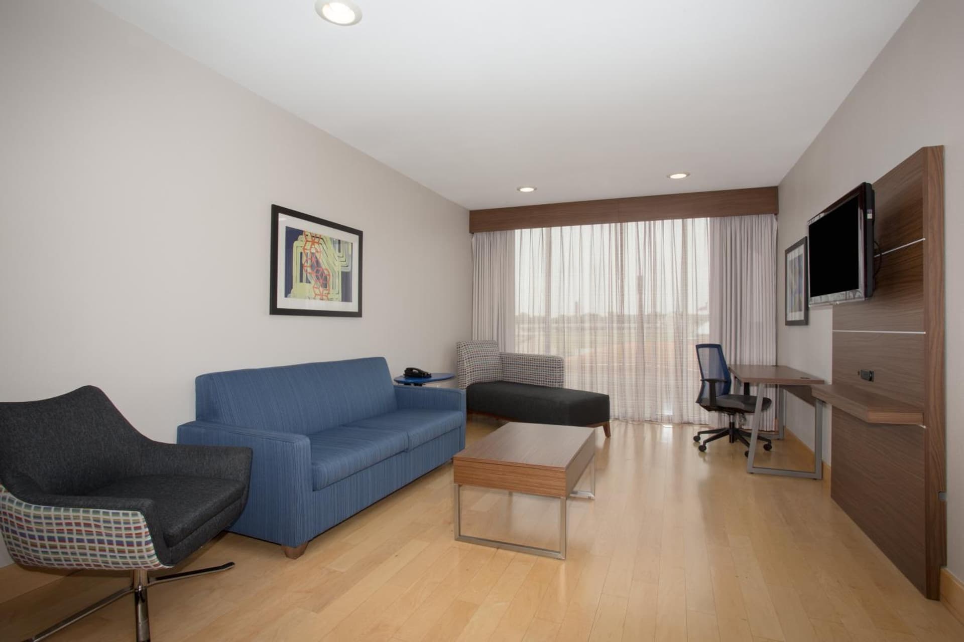 Holiday Inn Express & Suites Amarillo by IHG gallery photo in Amarillo, TX — image 24