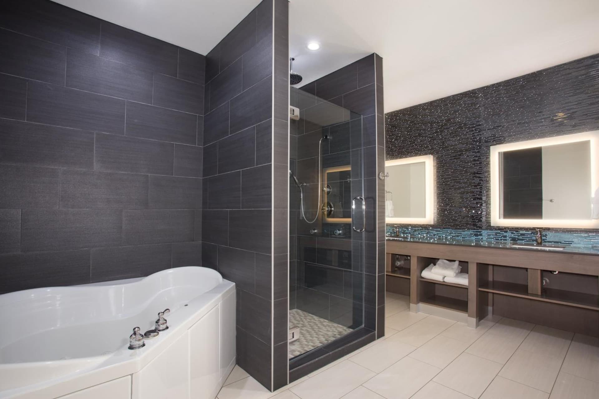 Holiday Inn Express & Suites Amarillo by IHG gallery photo in Amarillo, TX — image 35