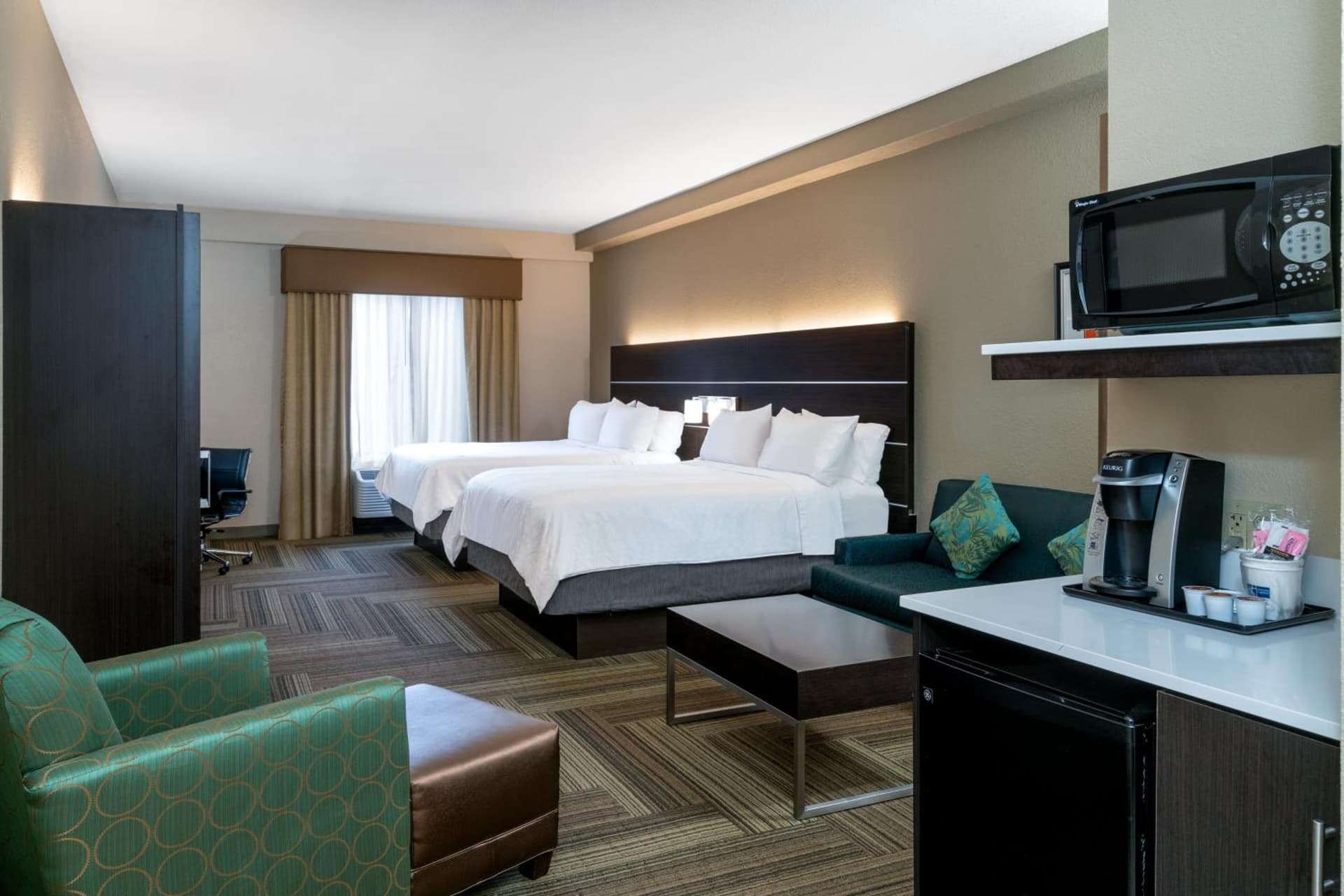 Holiday Inn Express Hotel & Suites Ashland by IHG gallery photo in Ashland, KY — image 20